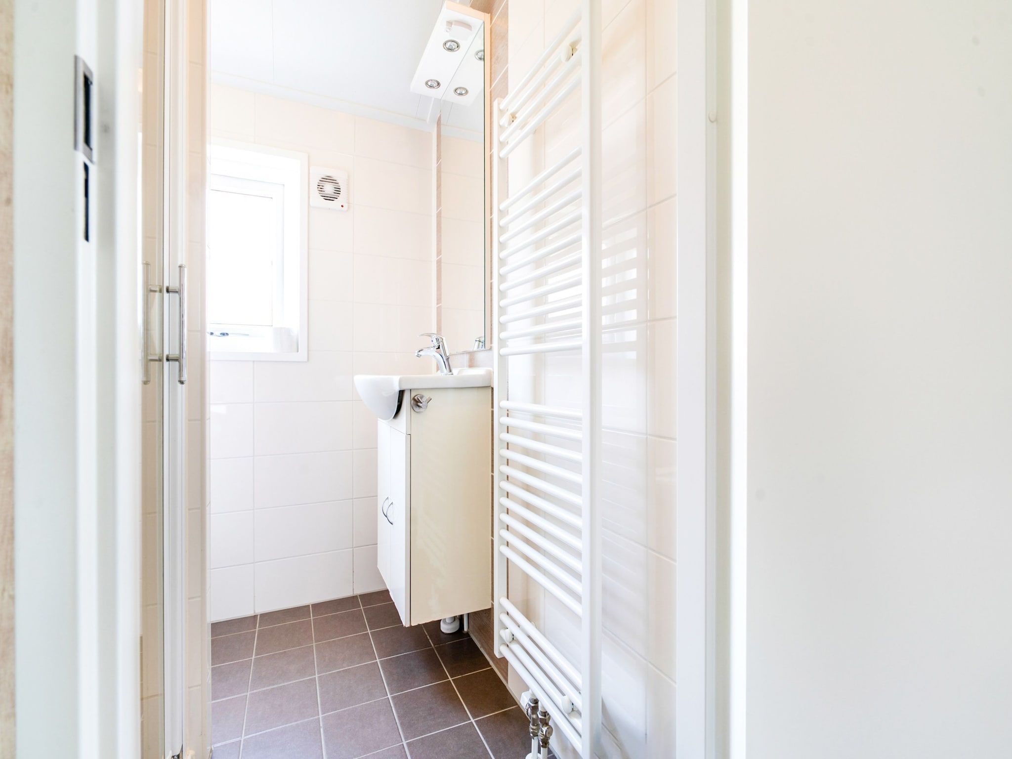 De badkamer van Vakantiepark Eigen Wijze 6 in Bant