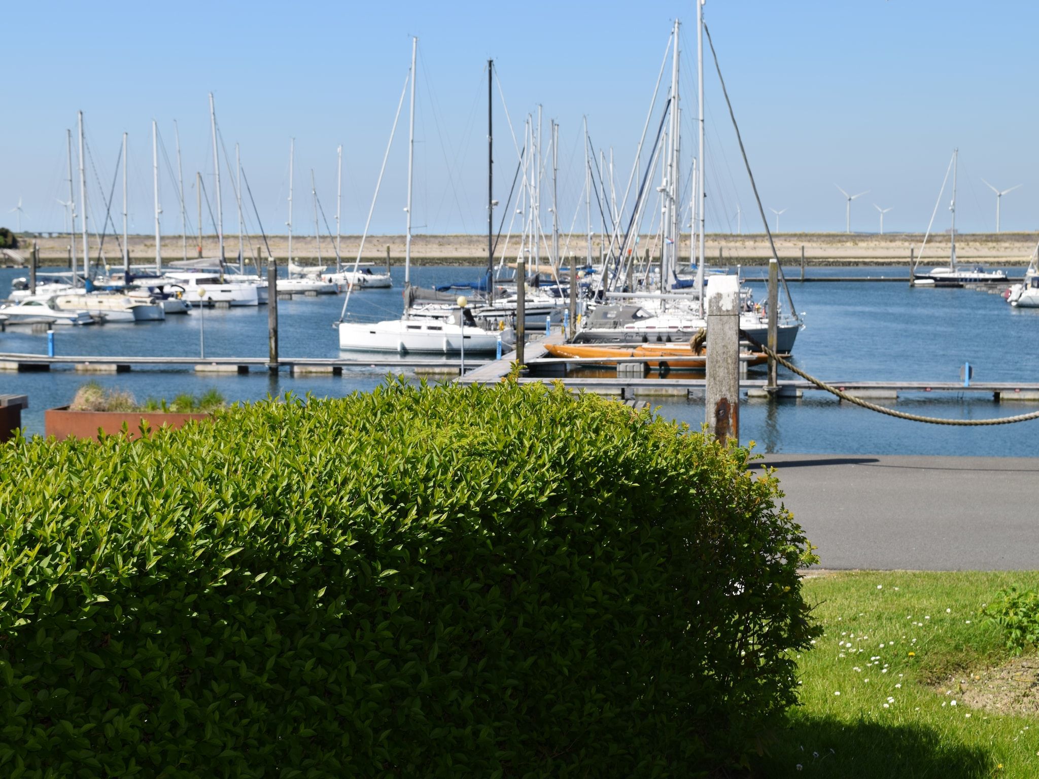 Het uitzicht vanaf Sophiaboulevard 15 in Kamperland