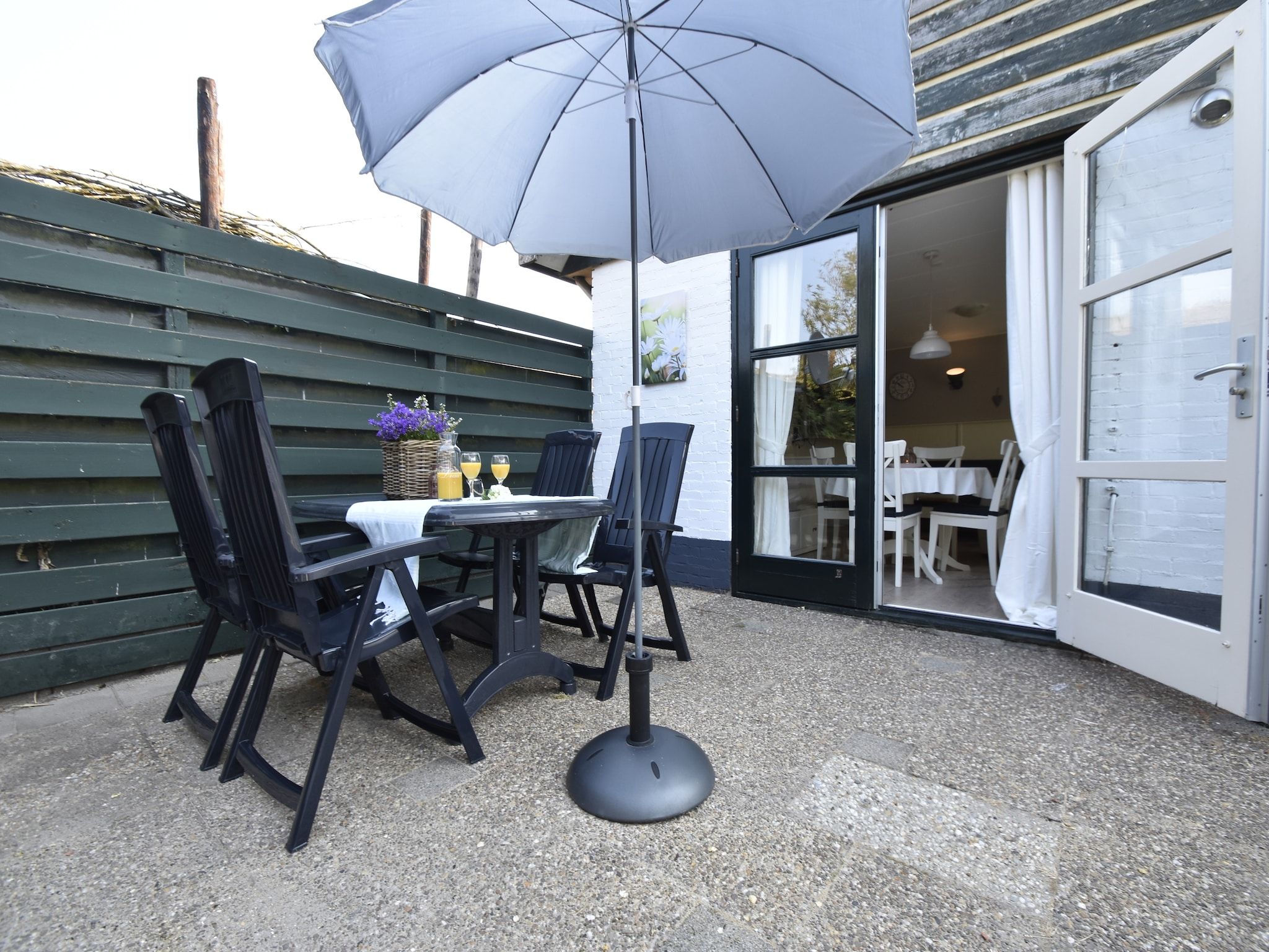 De tuin van Storm Bries in Callantsoog