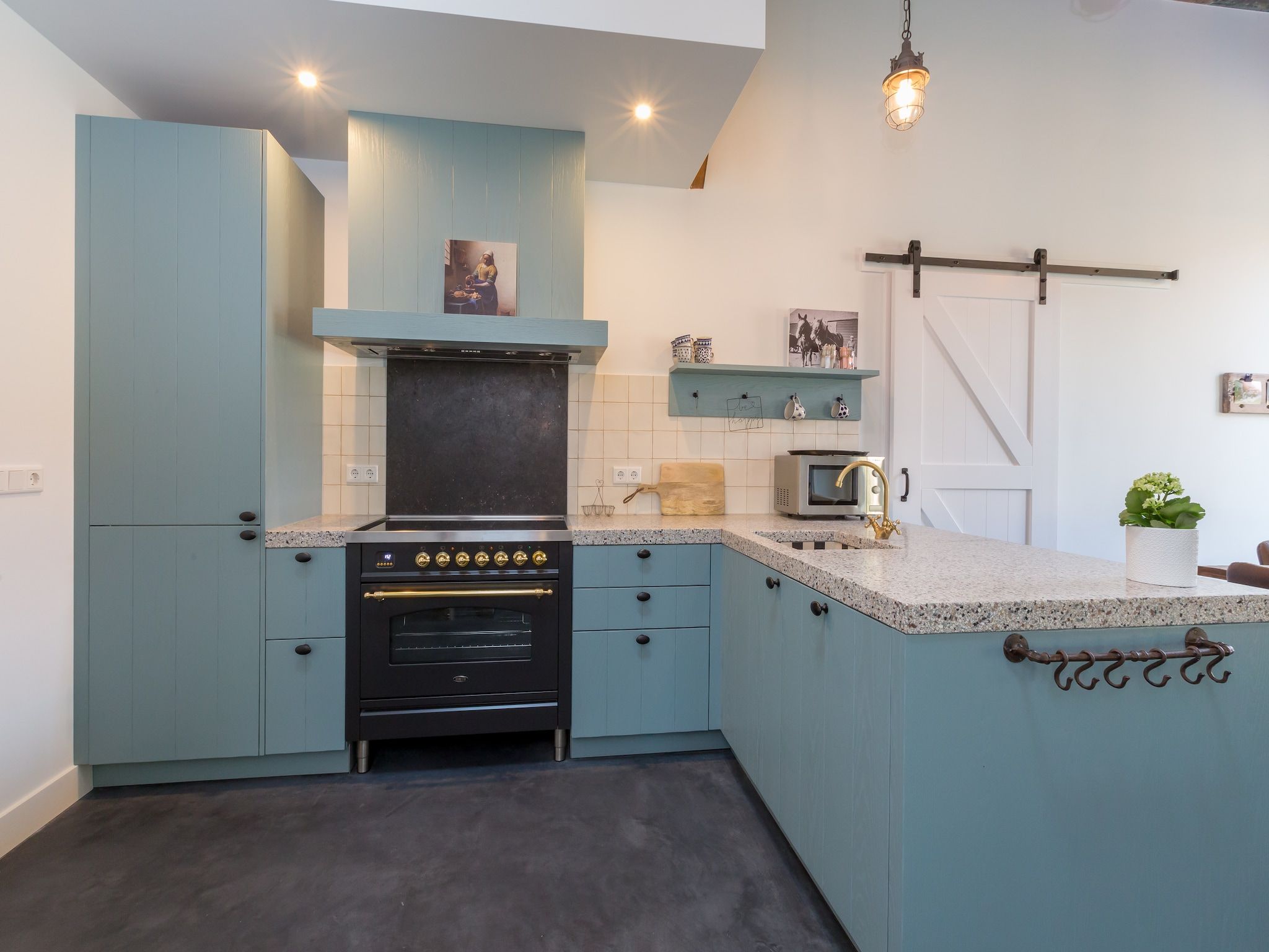 De keuken van Lepelstraat 18A  Vrouwenpolder "'t Blauwtje" in Vrouwenpolder