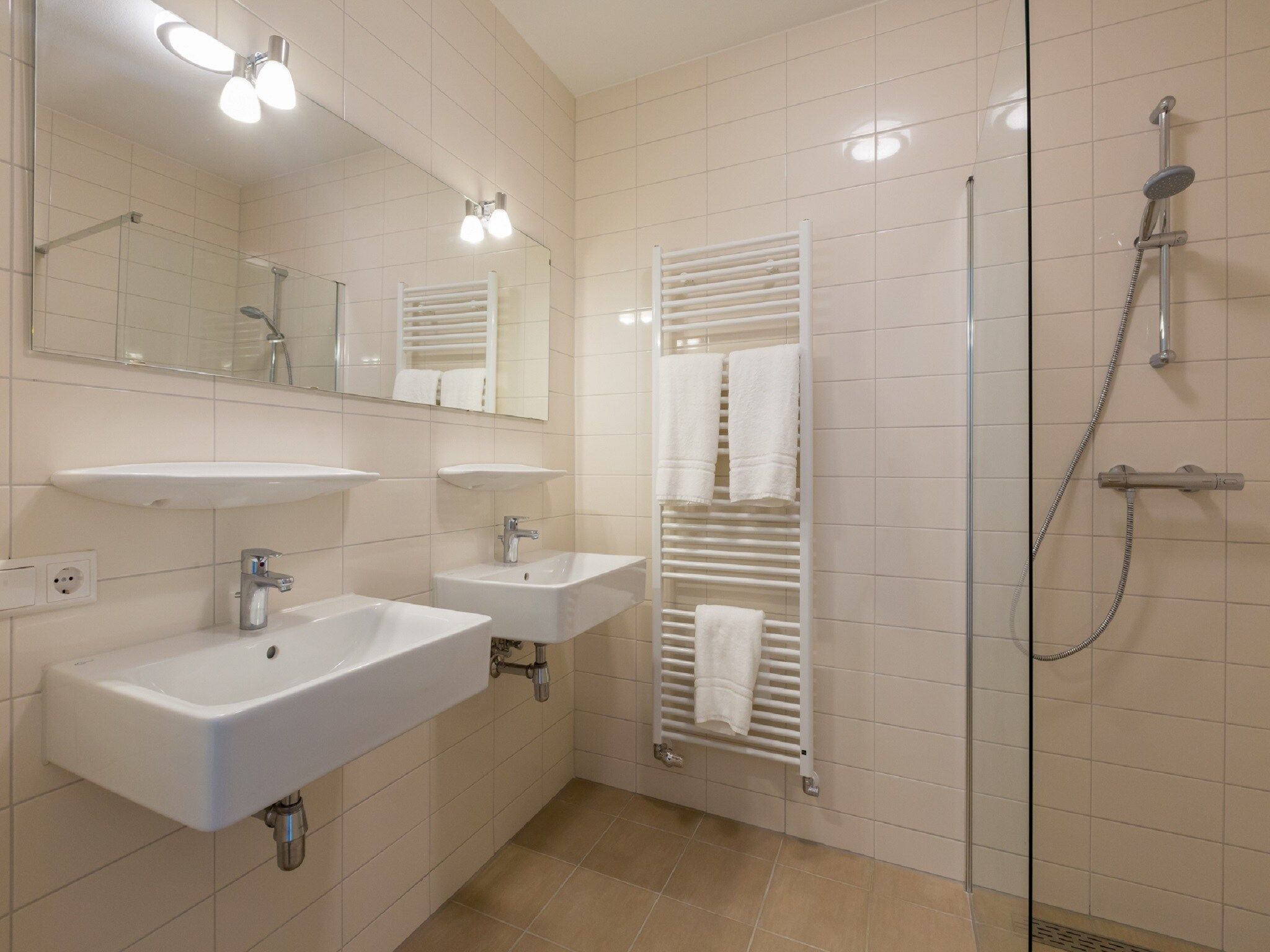 De badkamer van Aparthotel Zoutelande - 4 pers luxe appartement in Zoutelande