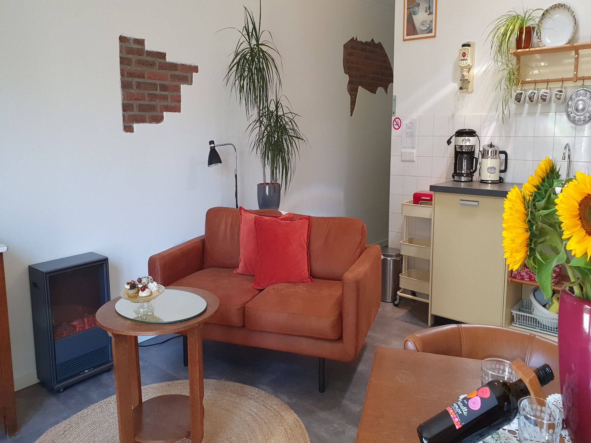 De woonkamer van Sannie's Place in Kamperland