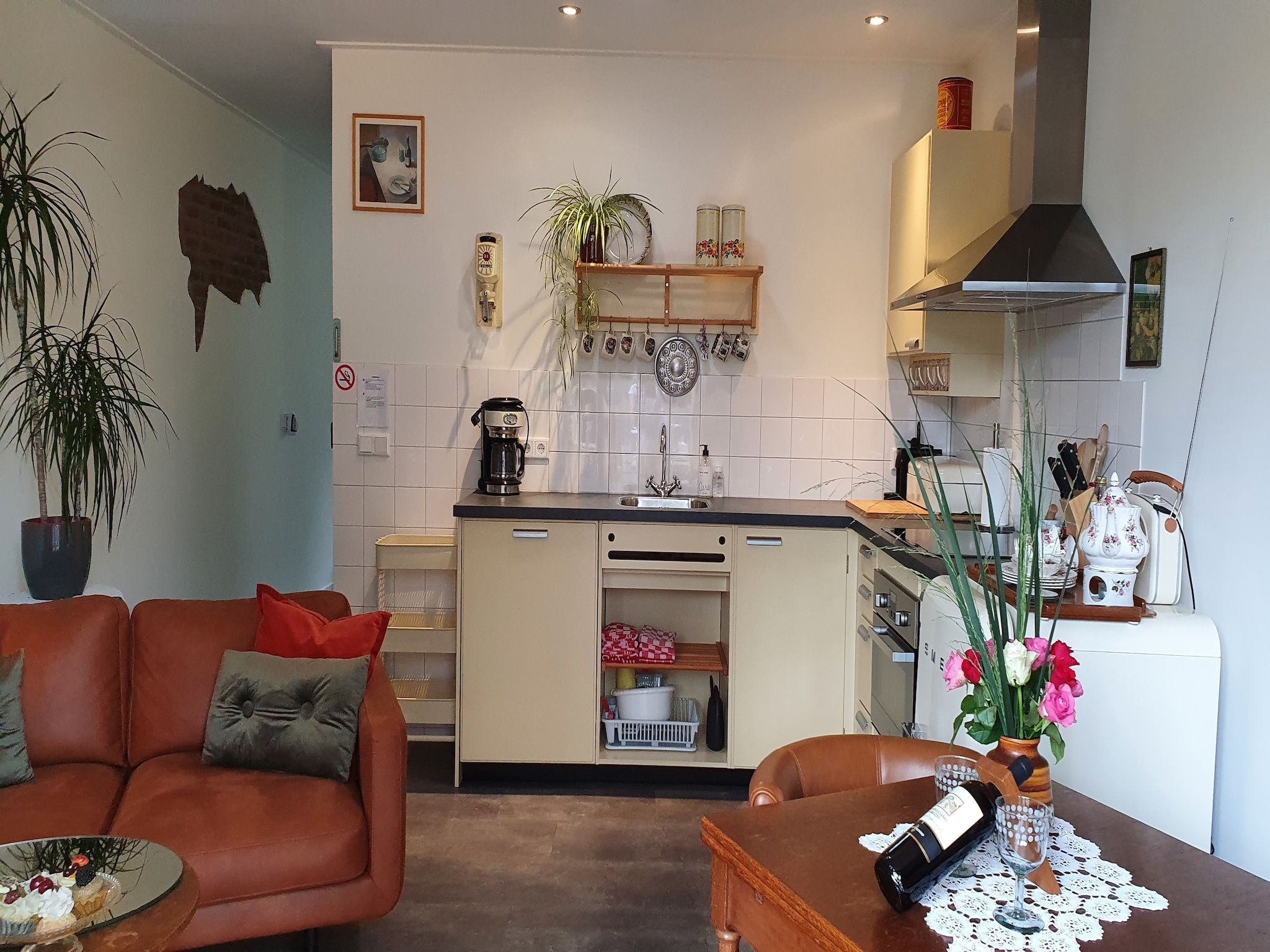 De woonkamer van Sannie's Place in Kamperland