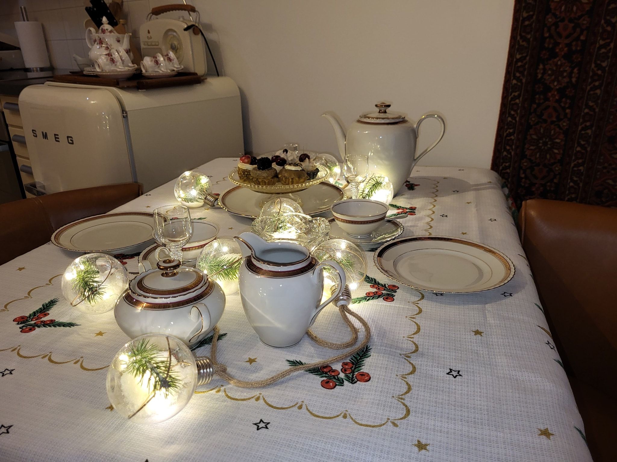 De eetkamer van Sannie's Place in Kamperland