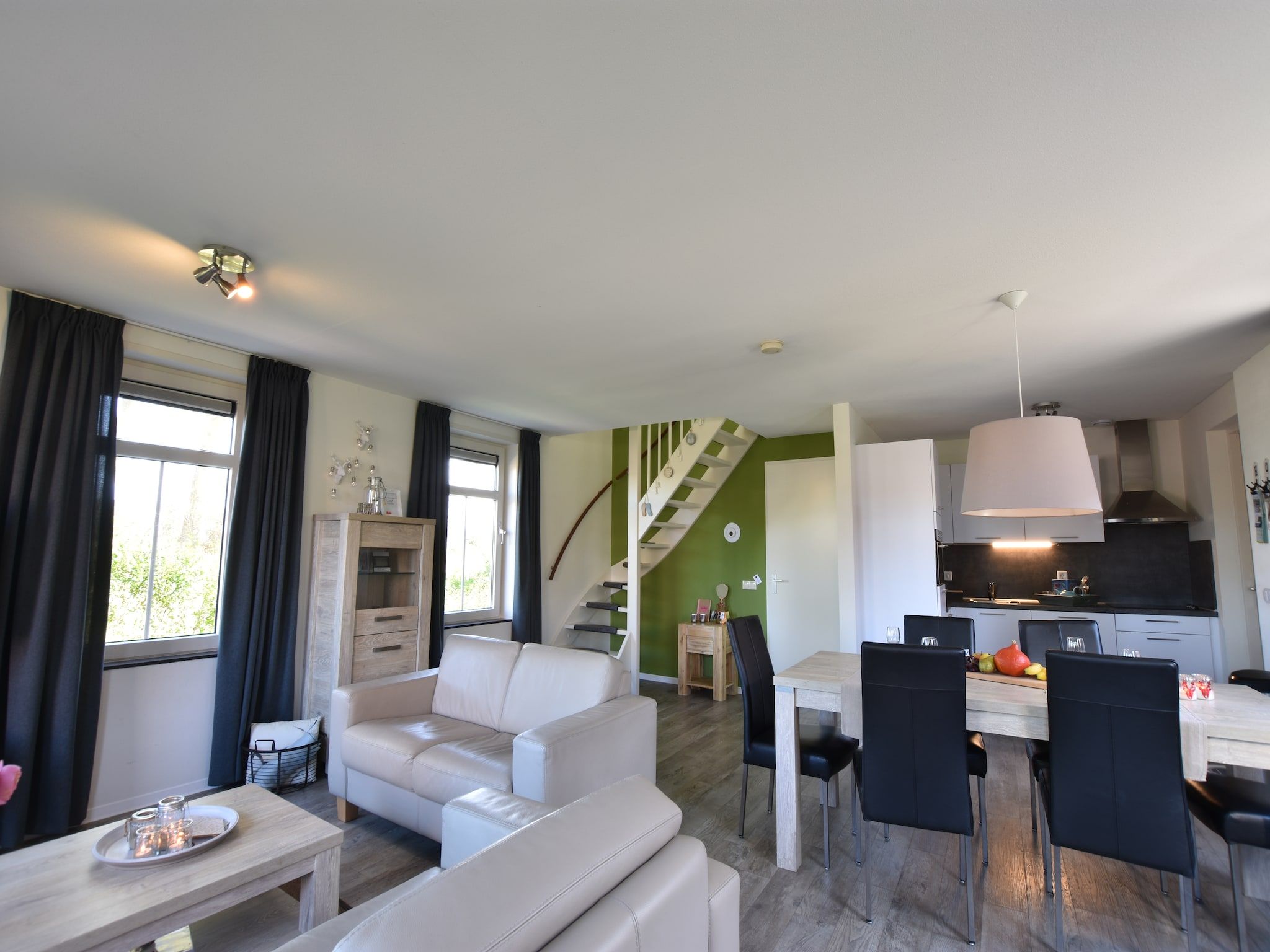 De woonkamer van Krokus 10 in Breskens