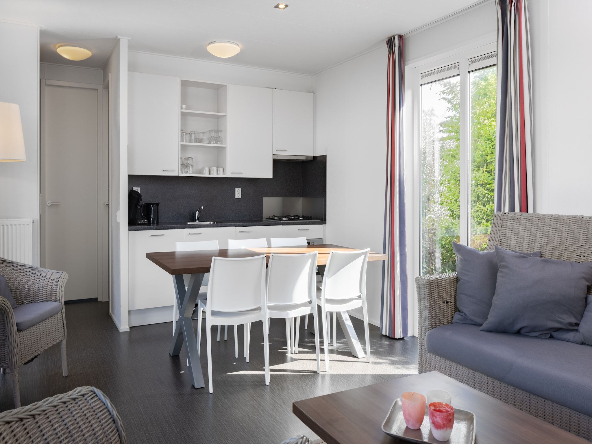 De woonkamer van Vakantiepark Zeebad 4 in Breskens