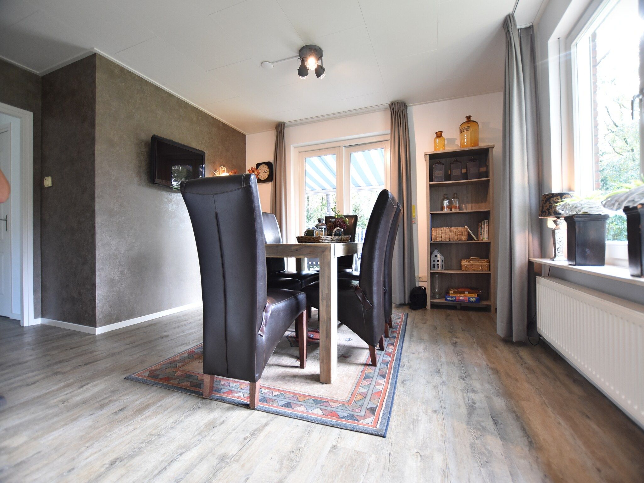 De eetkamer van Oarich Trechte in Reutum-Weerselo