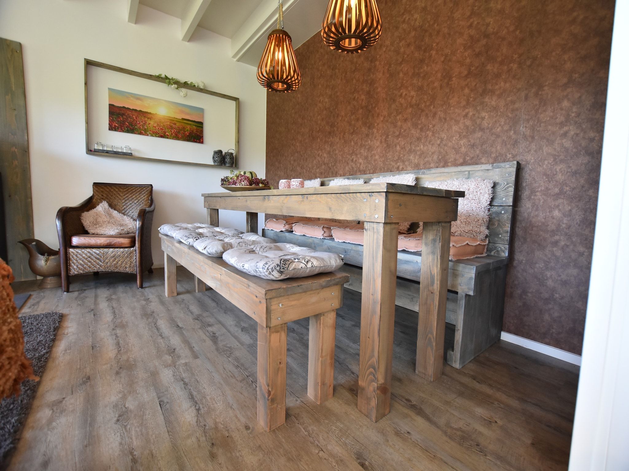 De woonkamer van Oarich Trechte in Reutum-Weerselo