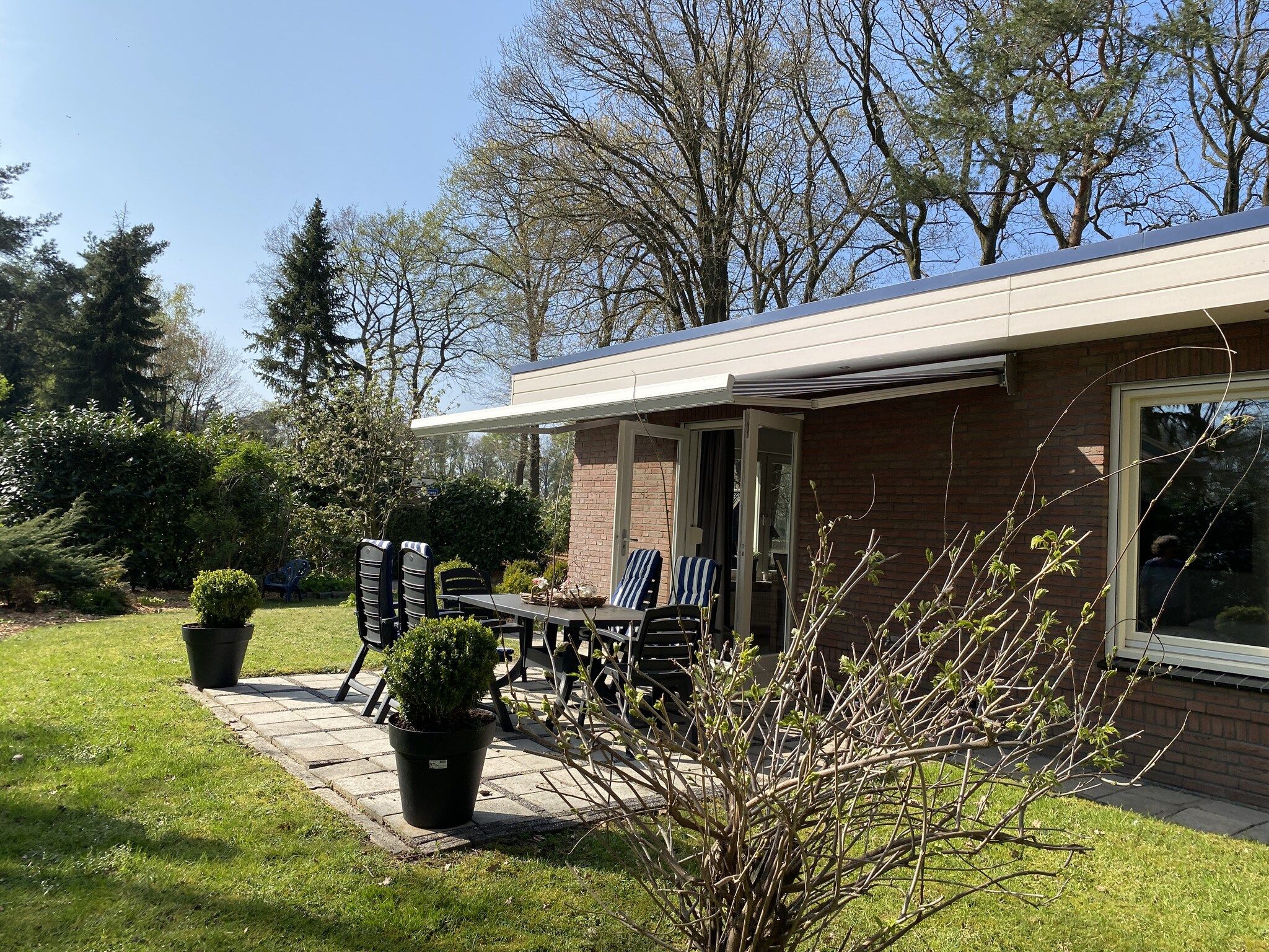 Het terras van Oarich Trechte in Reutum-Weerselo