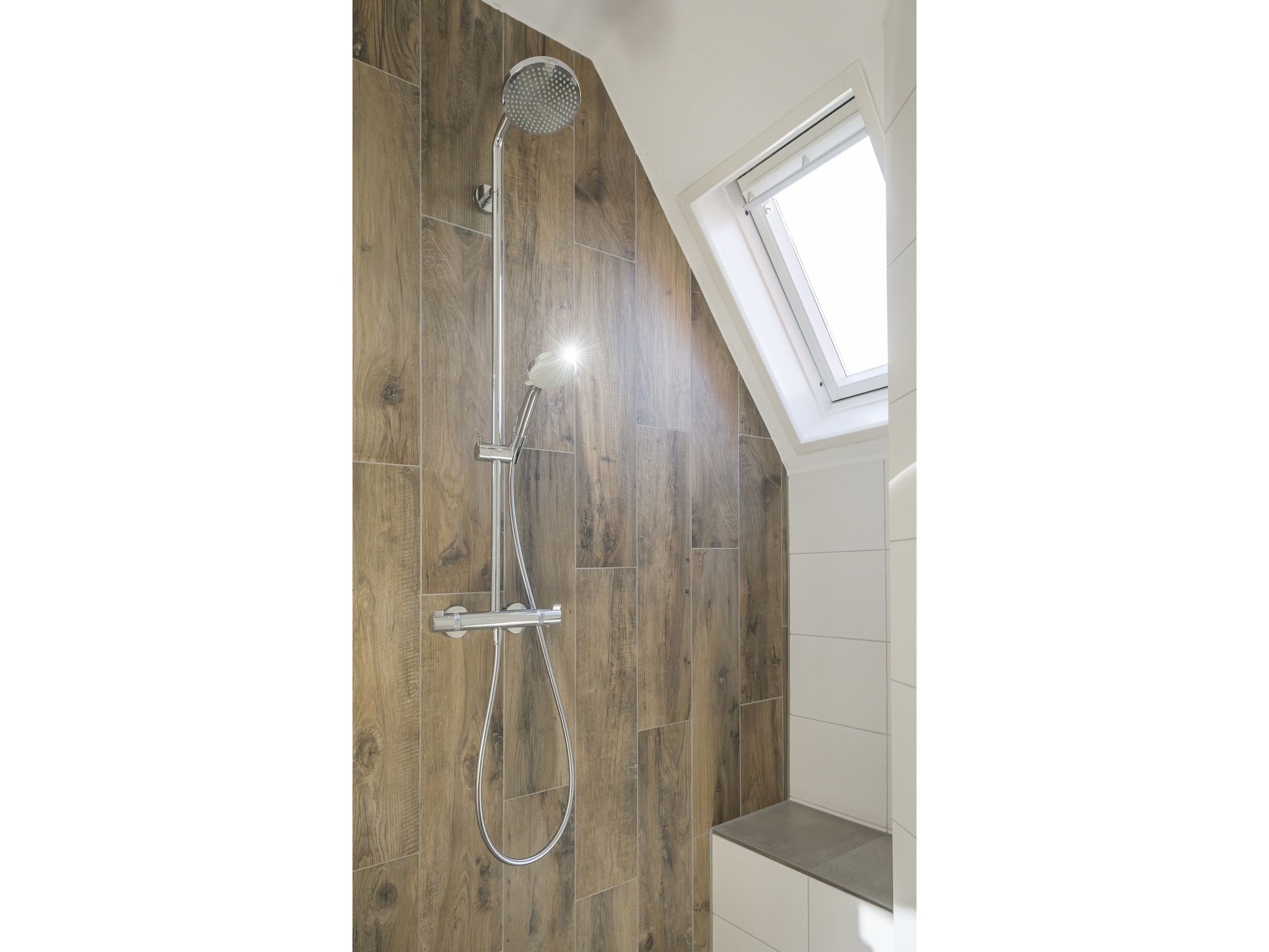 De badkamer van Bouwlust E9 in De Cocksdorp Texel