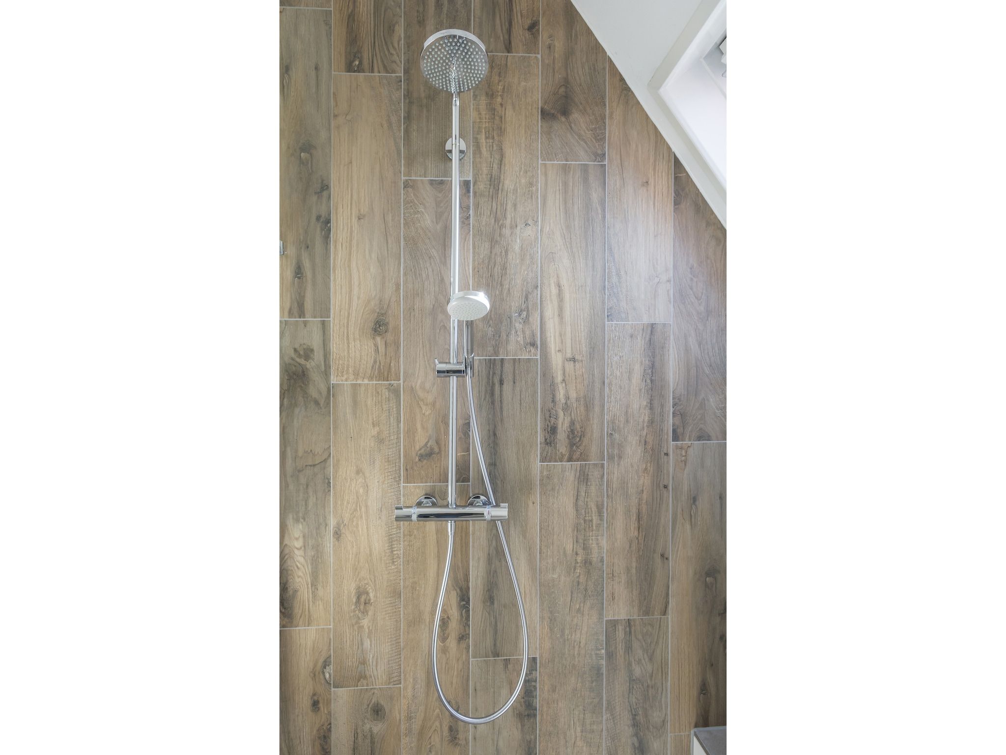 De badkamer van Bouwlust E9 in De Cocksdorp Texel