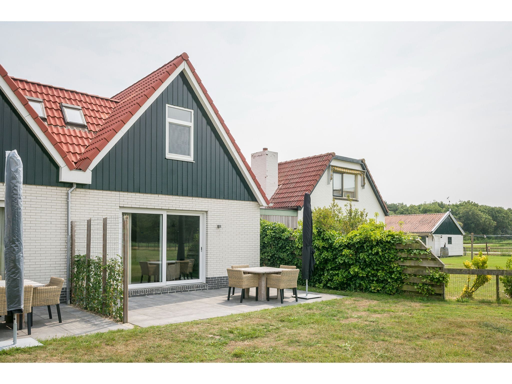 De buitenkant van Bouwlust E9 in De Cocksdorp Texel