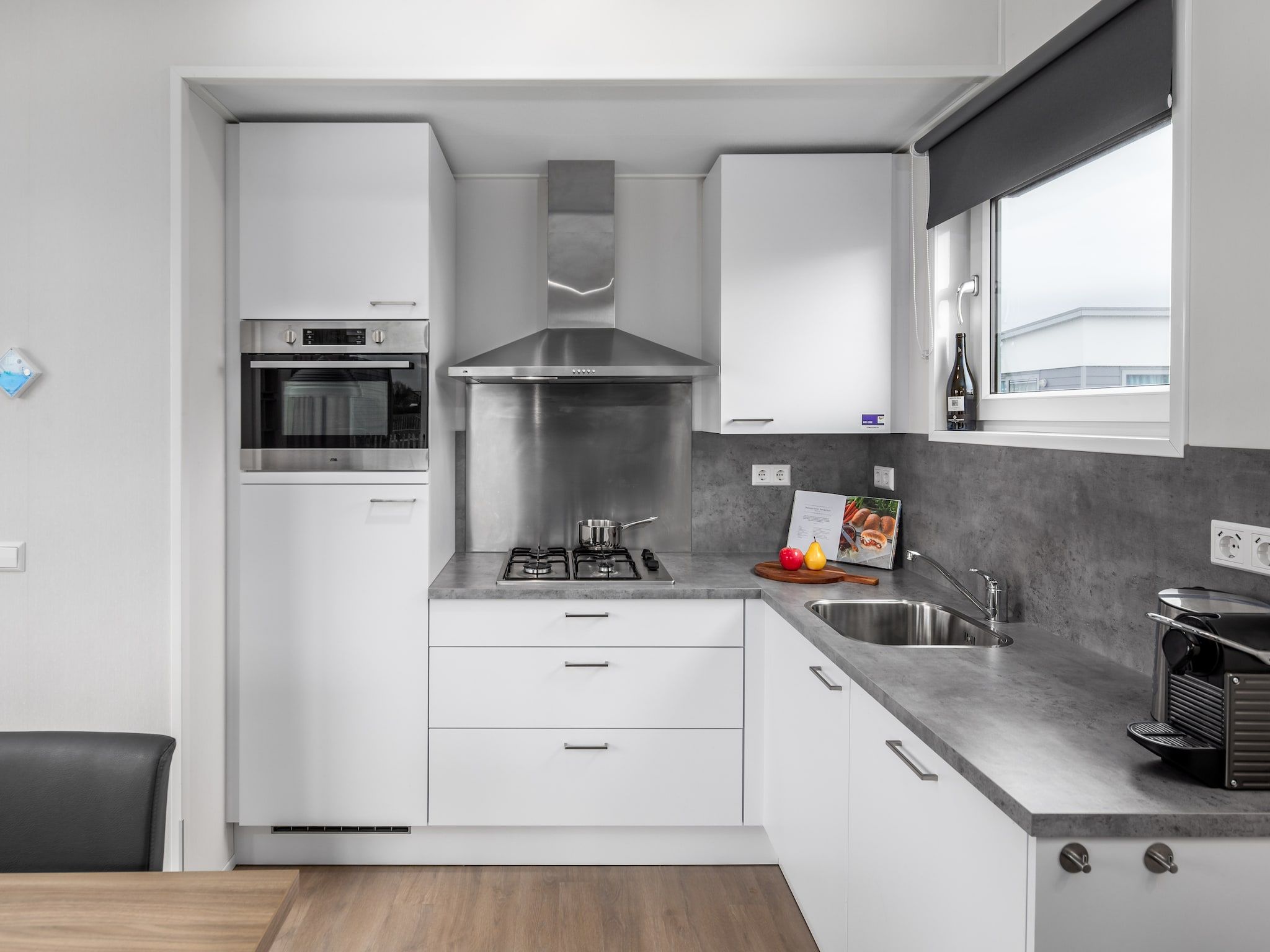 De keuken van Vakantiepark Zeebad 8 in Breskens