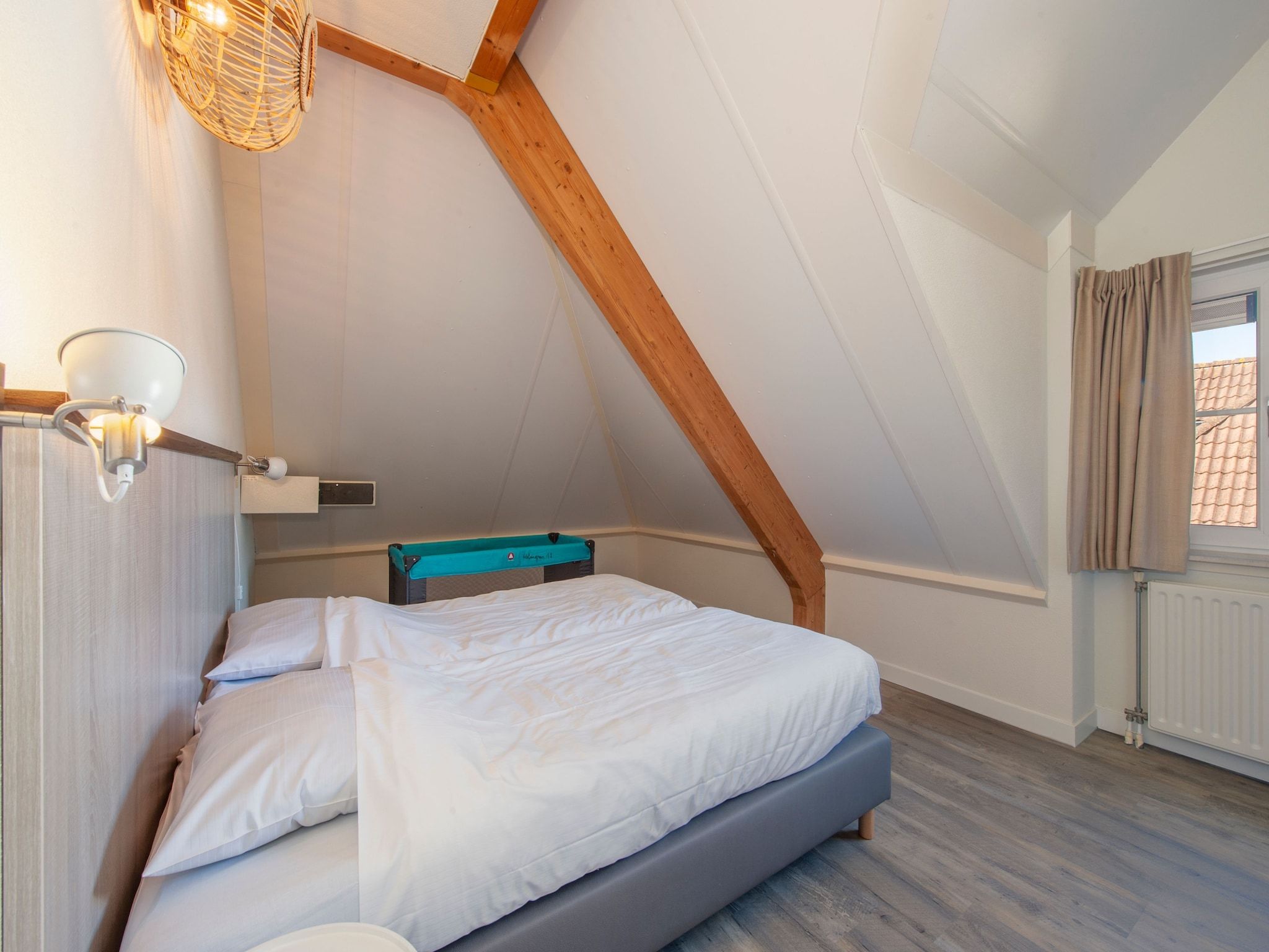 Een slaapkamer van Noordzee Résidence De Banjaard 15 in Kamperland