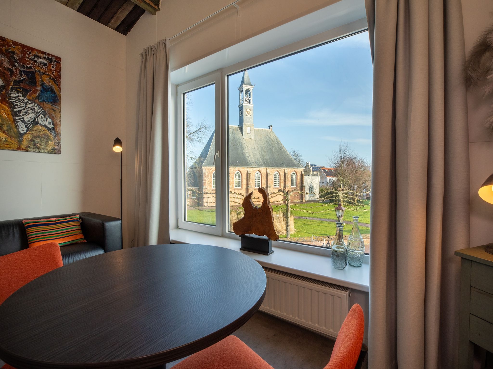 De eetkamer van Pleinzicht 6a in Koudekerke