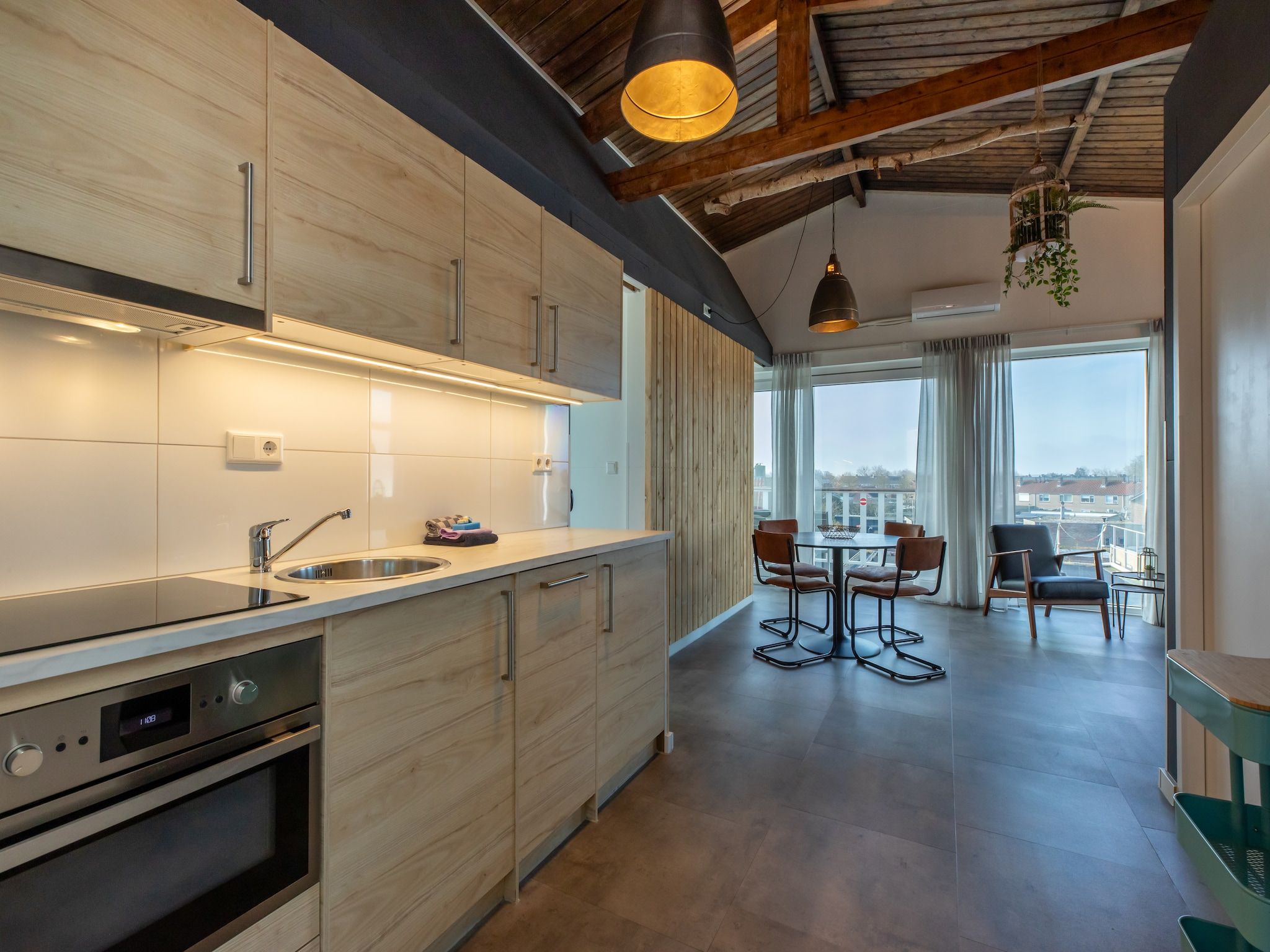 De keuken van Pleinzicht 6c in Koudekerke