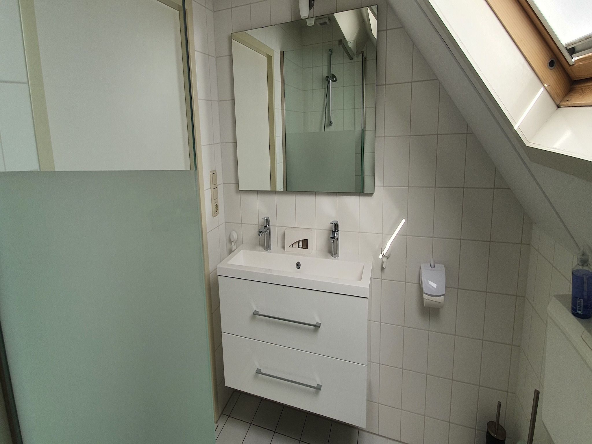 De badkamer van Bosruiter in Zeewolde