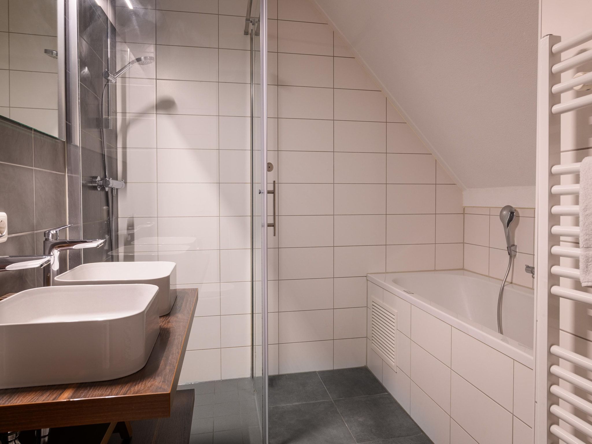 De badkamer van Resort Maastricht 11 in Maastricht