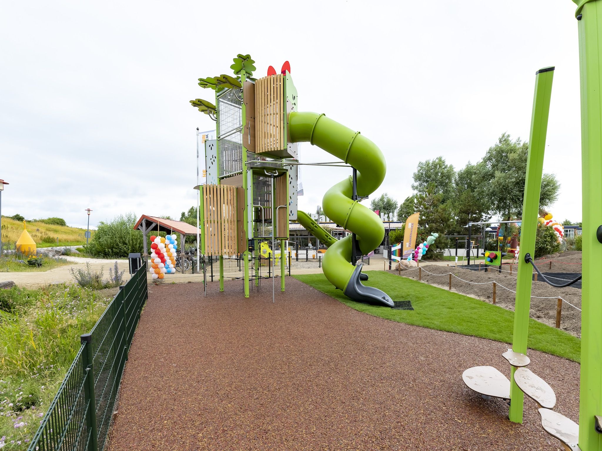 Parkfaciliteiten bij Strandpark Vlugtenburg 7 in 's-Gravenzande