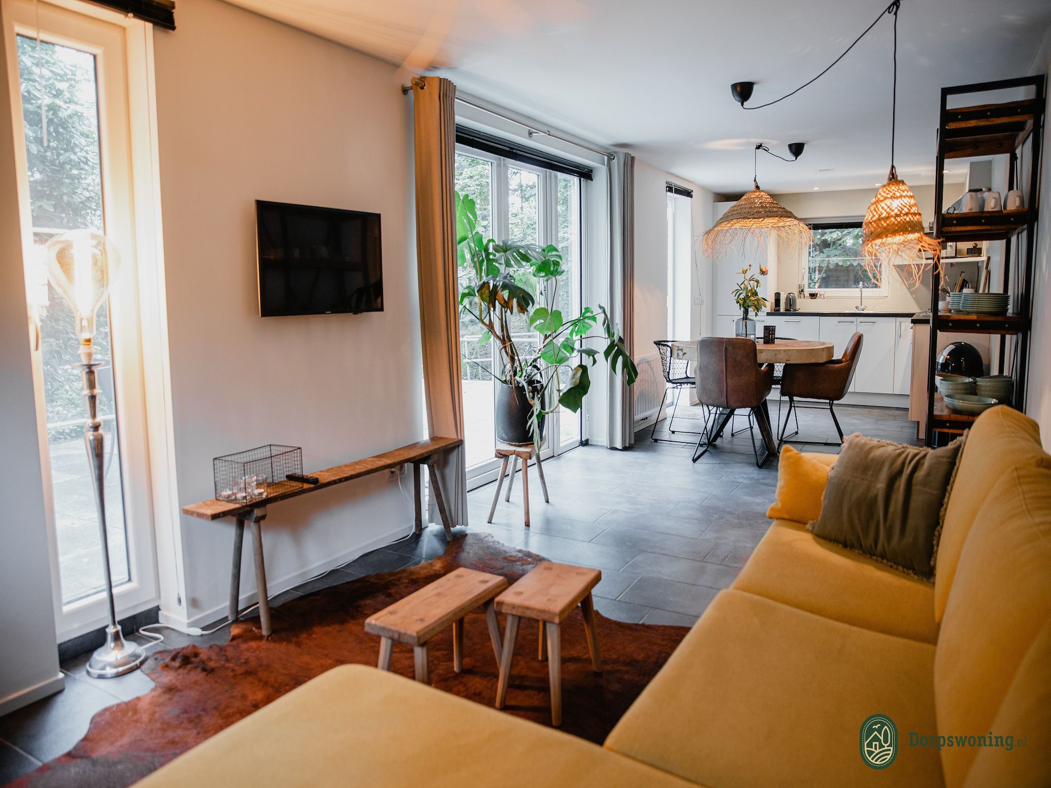 De woonkamer van Dorpswoning In het Bos in Leende