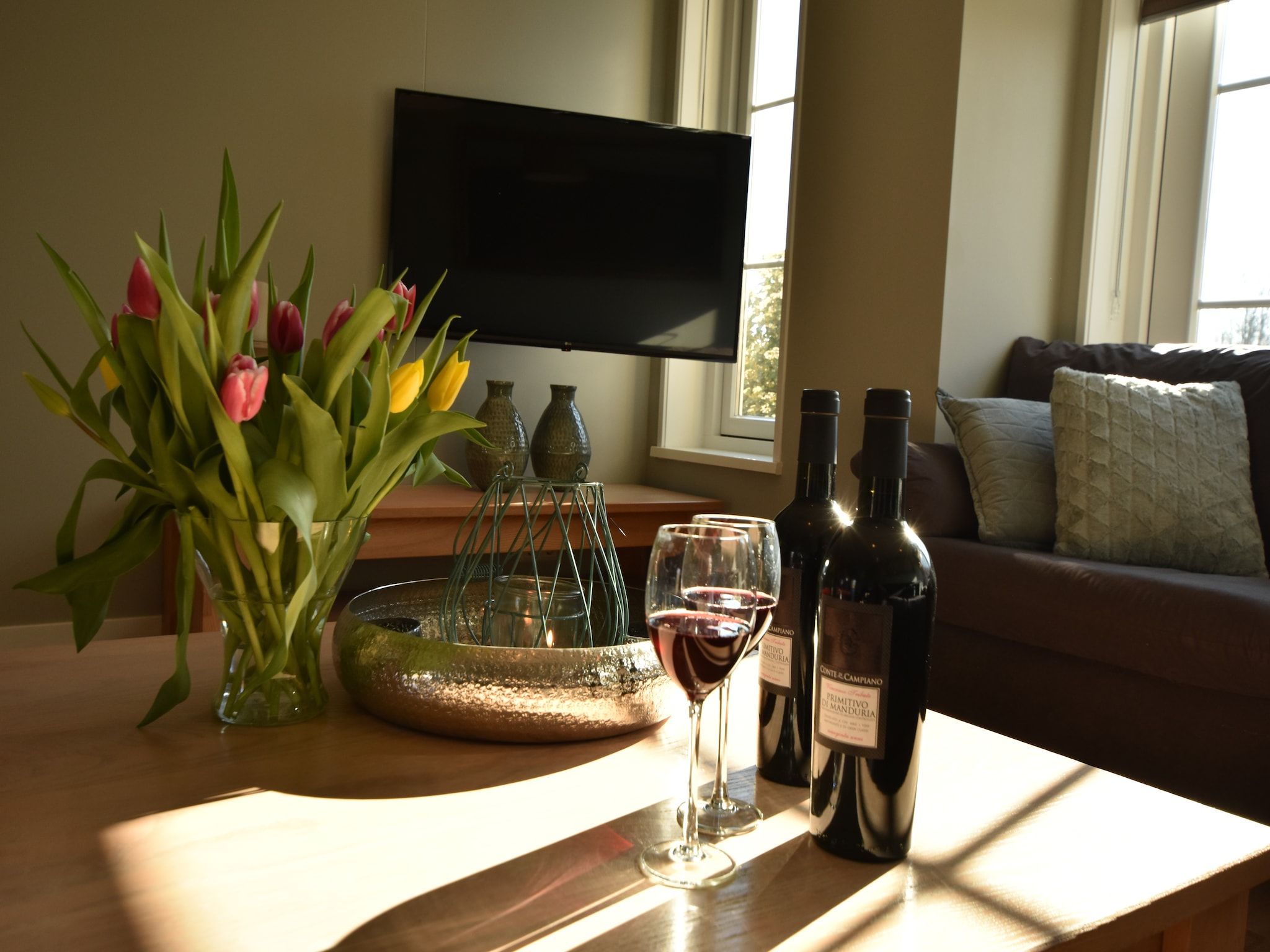 De woonkamer van Scoreldame XL in Schoorldam