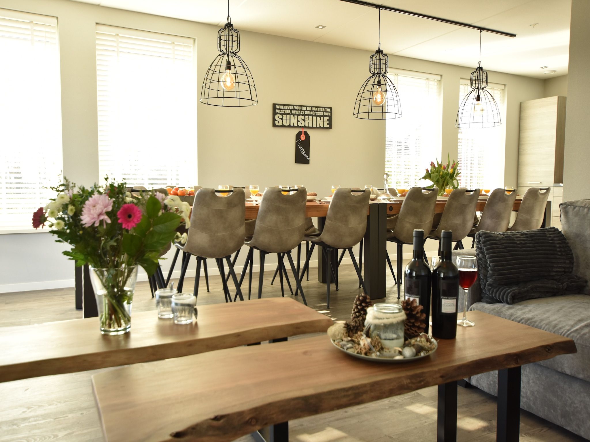 De eetkamer van Scoreldame XL in Schoorldam