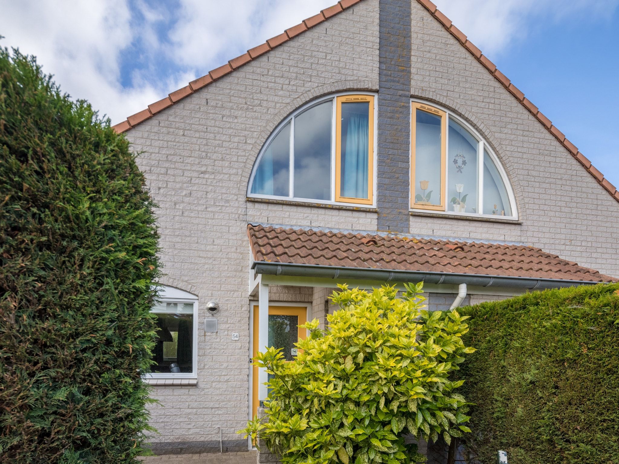 De buitenkant van Vakantiepark Zeebad 9 in Breskens