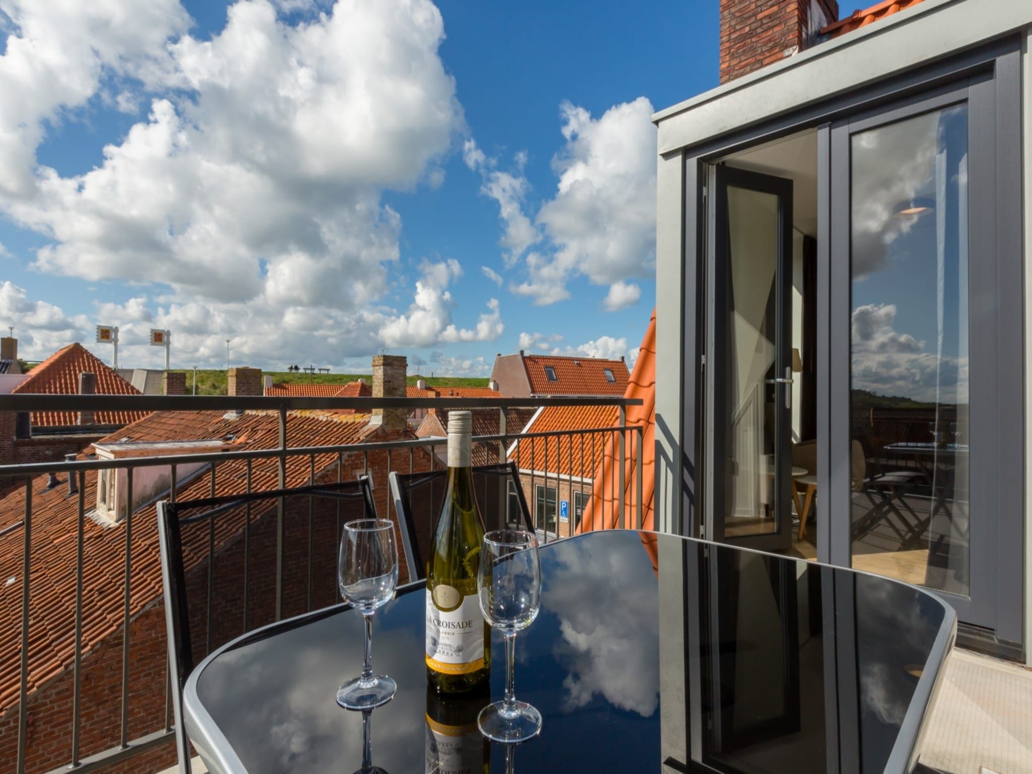 Het terras van Aparthotel Zoutelande - 5 pers luxe appartement in Zoutelande
