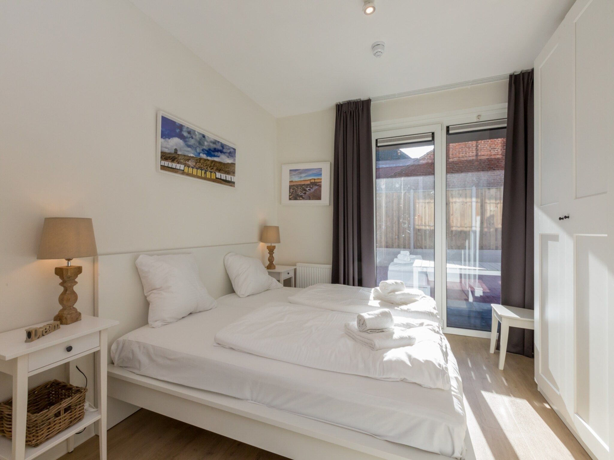 Een slaapkamer van Aparthotel Zoutelande - 5 pers luxe appartement in Zoutelande