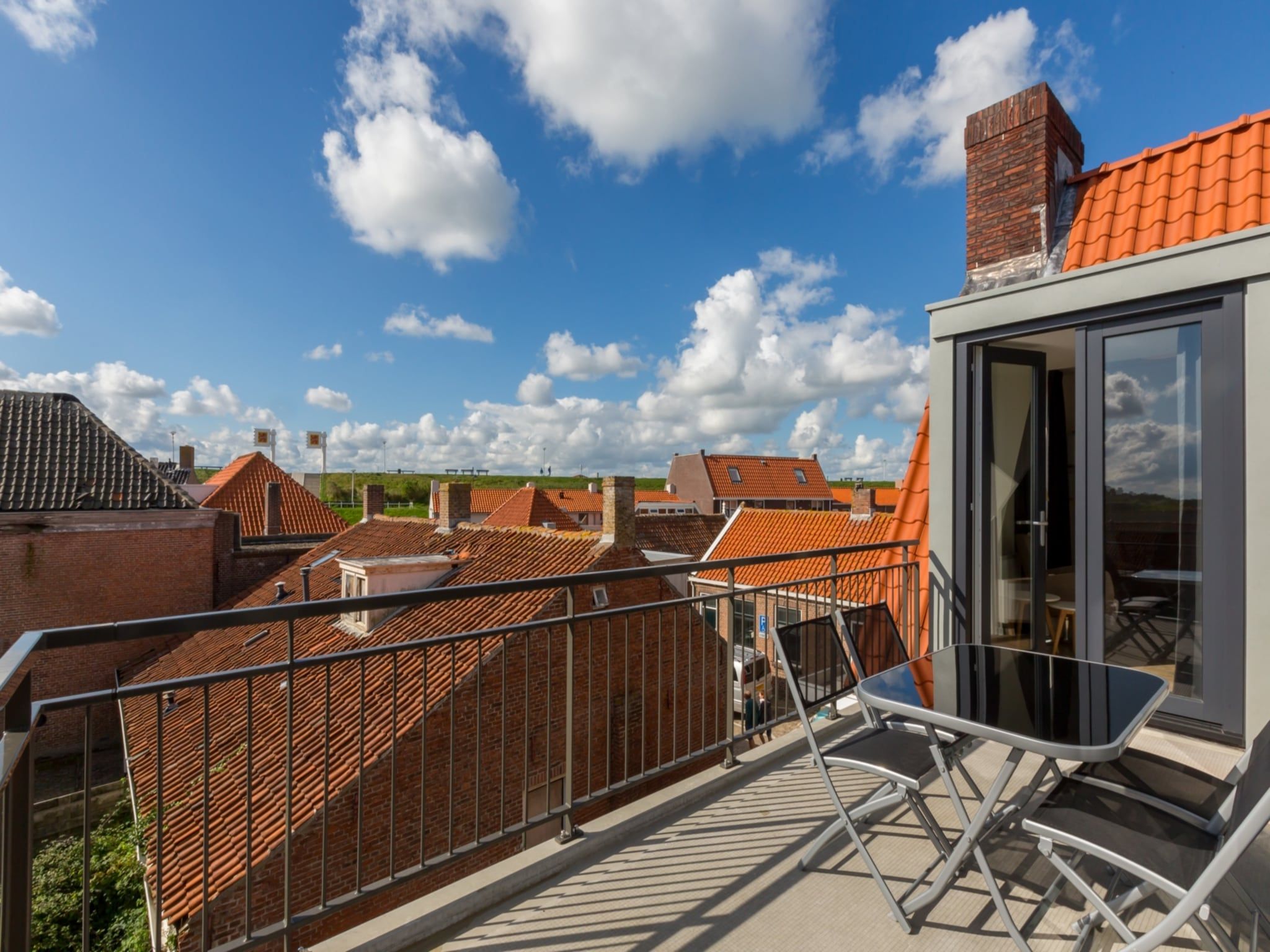 Het terras van Aparthotel Zoutelande - 5 pers luxe appartement in Zoutelande