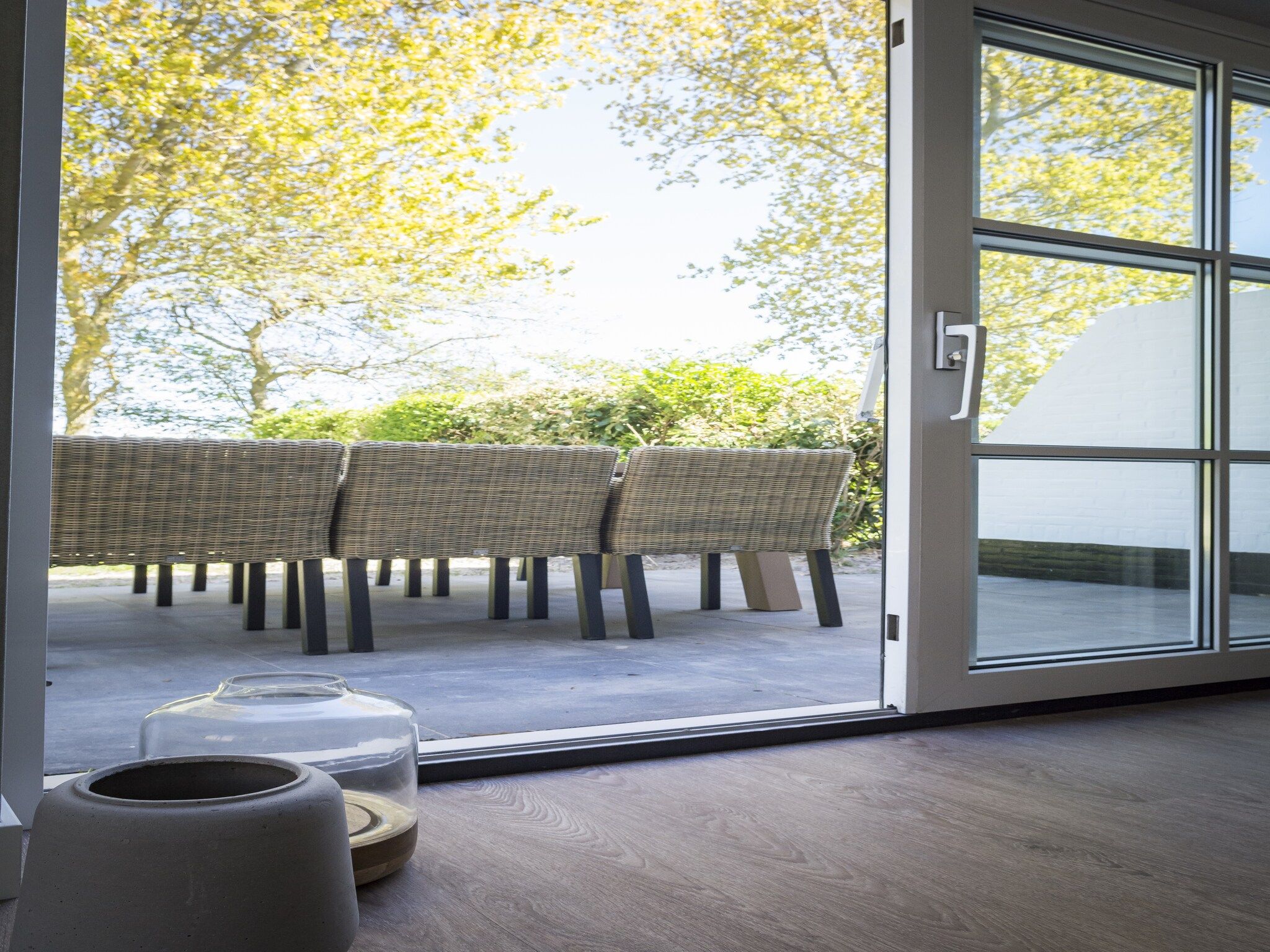 Het terras van Bouwlust G21A in De Cocksdorp - Texel