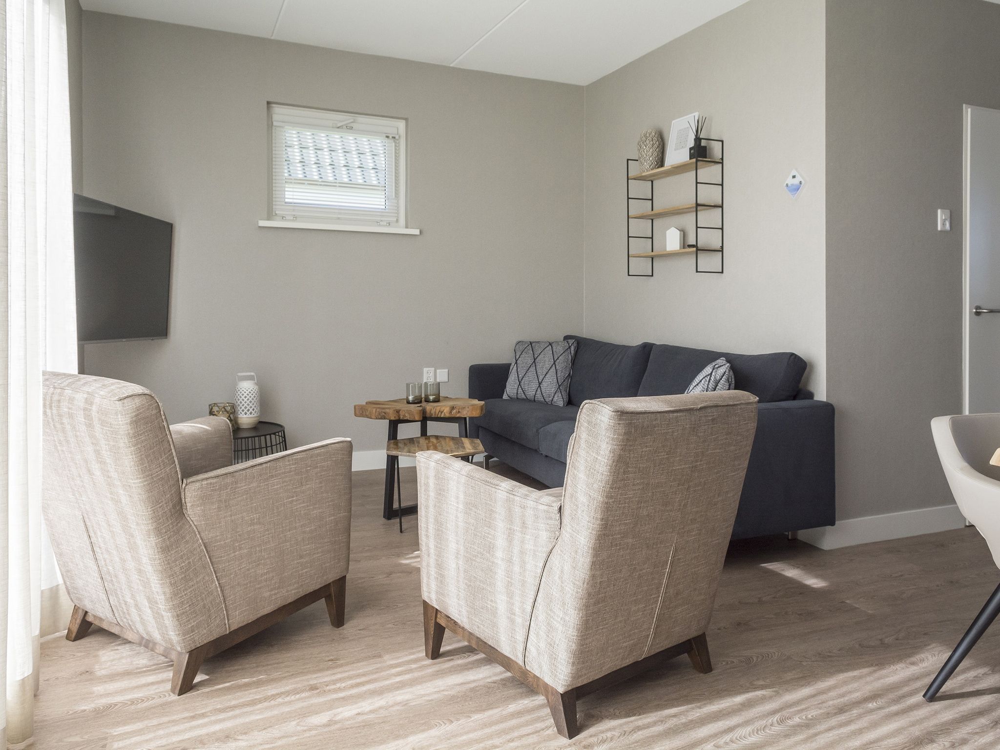 De woonkamer van Bouwlust E11 in De Cocksdorp Texel