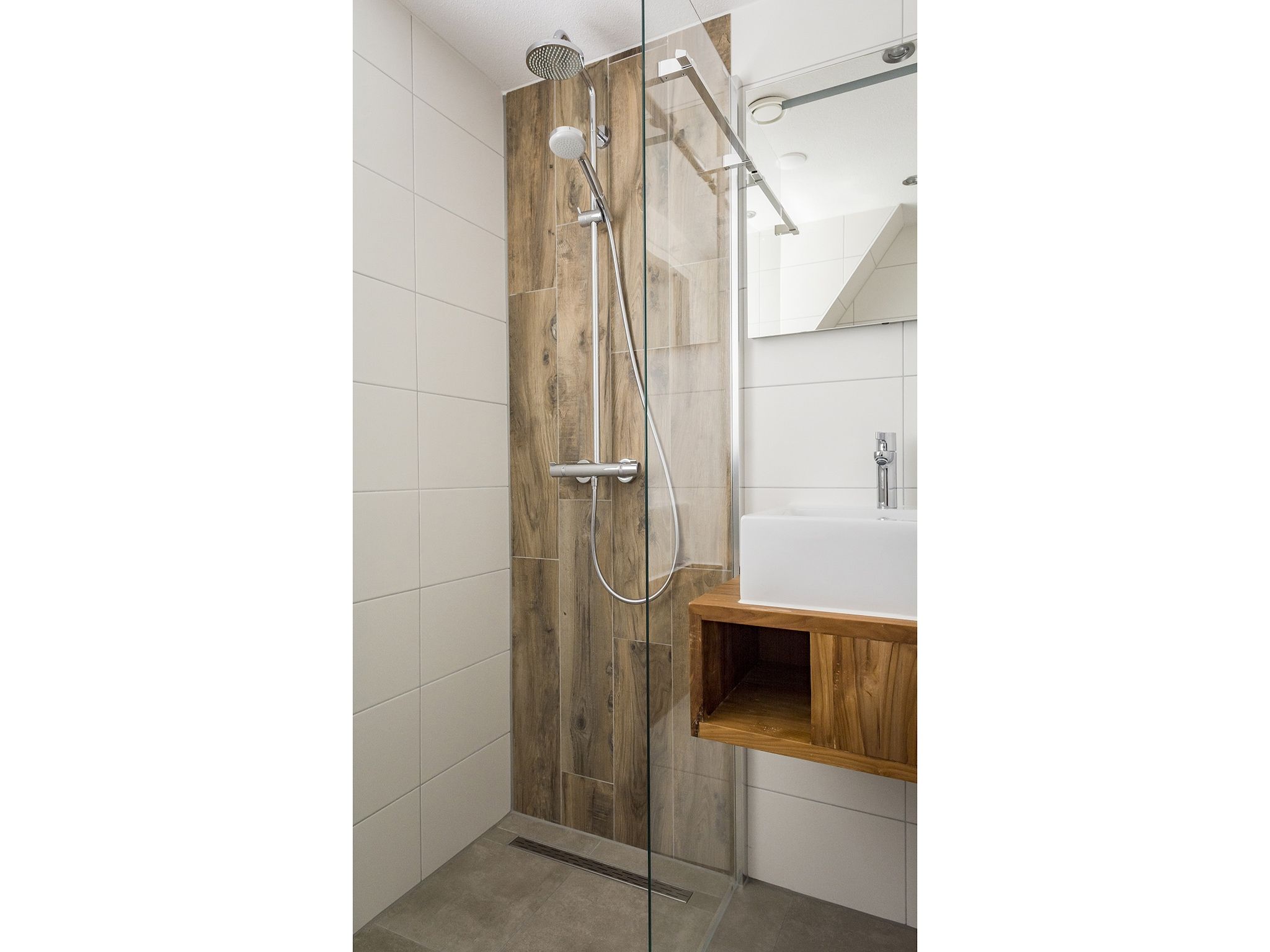 De badkamer van Bouwlust E23 in De Cocksdorp Texel