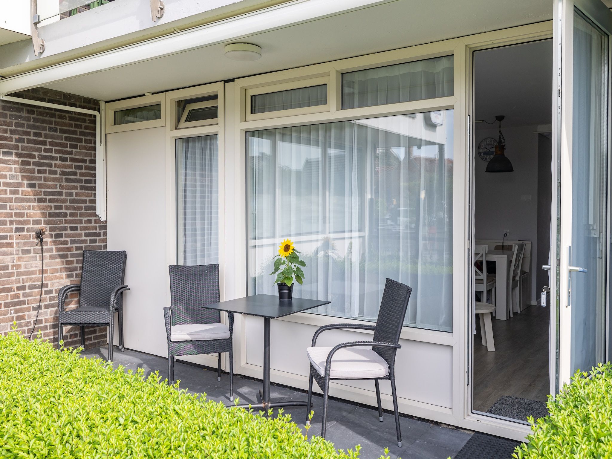 De buitenkant van Kurhaus- appartement 5 Zoutelande in Zoutelande