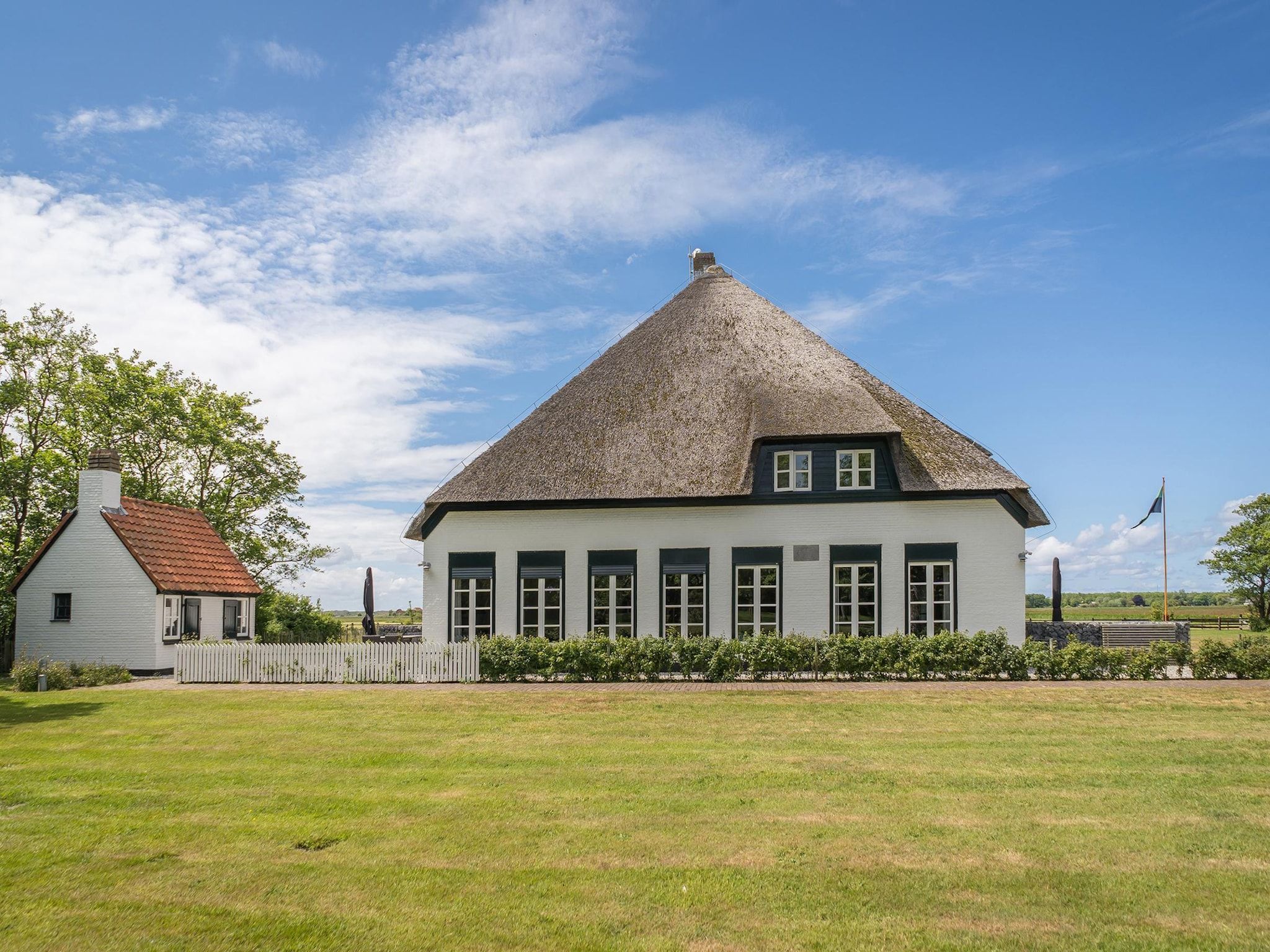 De buitenkant van App Hoeve Holland T4 in De Cocksdorp Texel