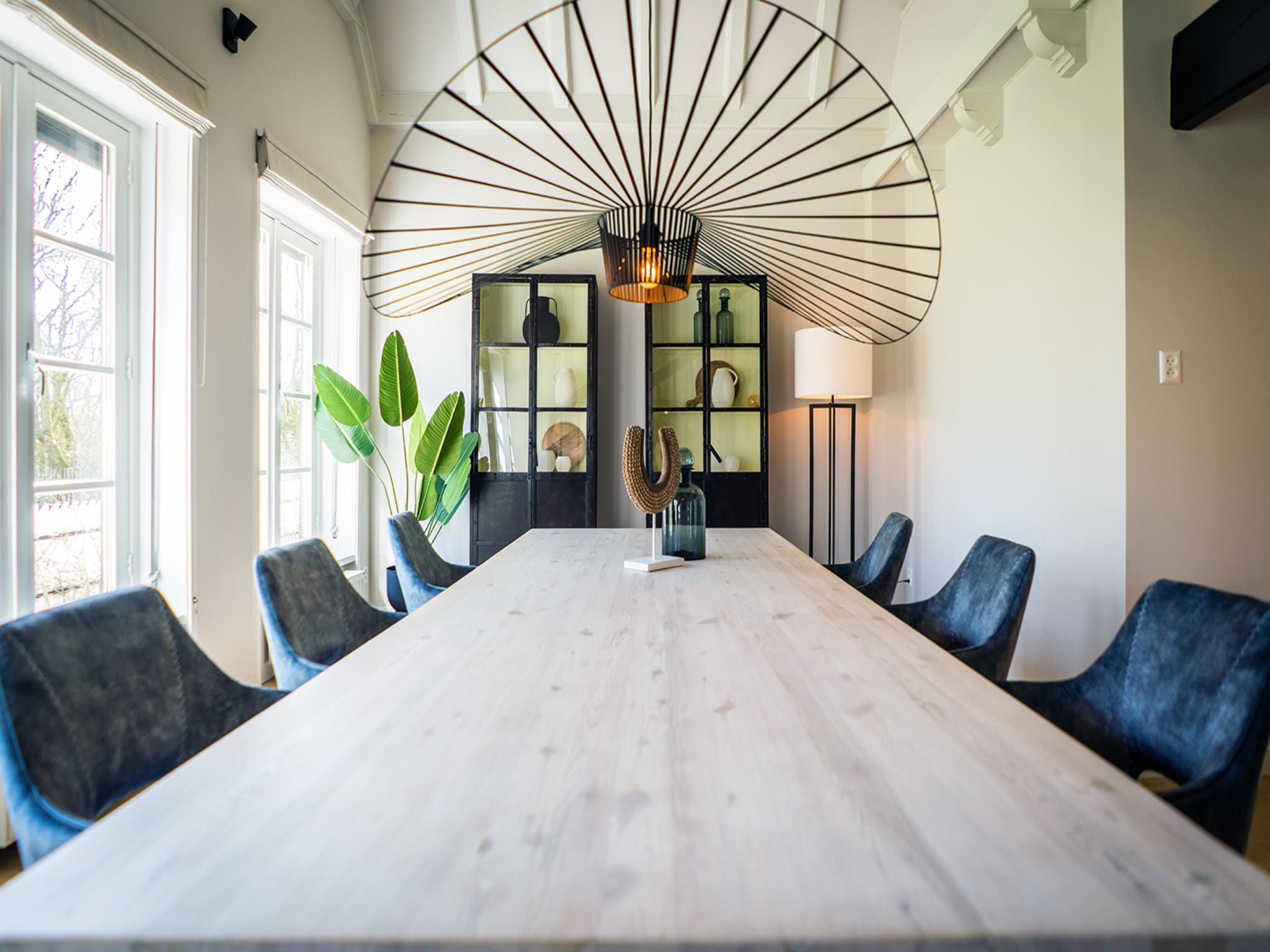 De eetkamer van App Hoeve Holland W6 in De Cocksdorp Texel