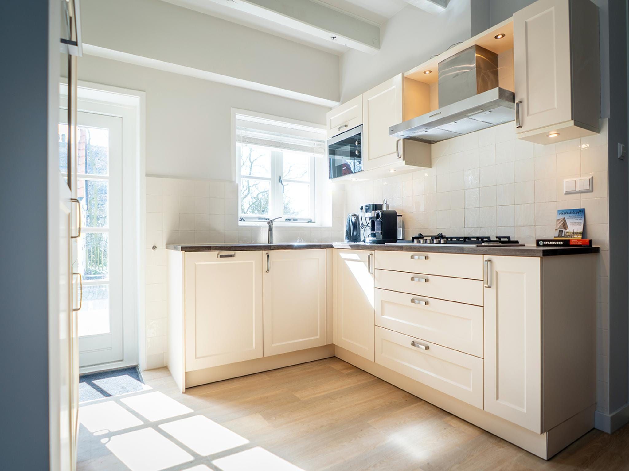 De keuken van App Hoeve Holland W6 in De Cocksdorp Texel