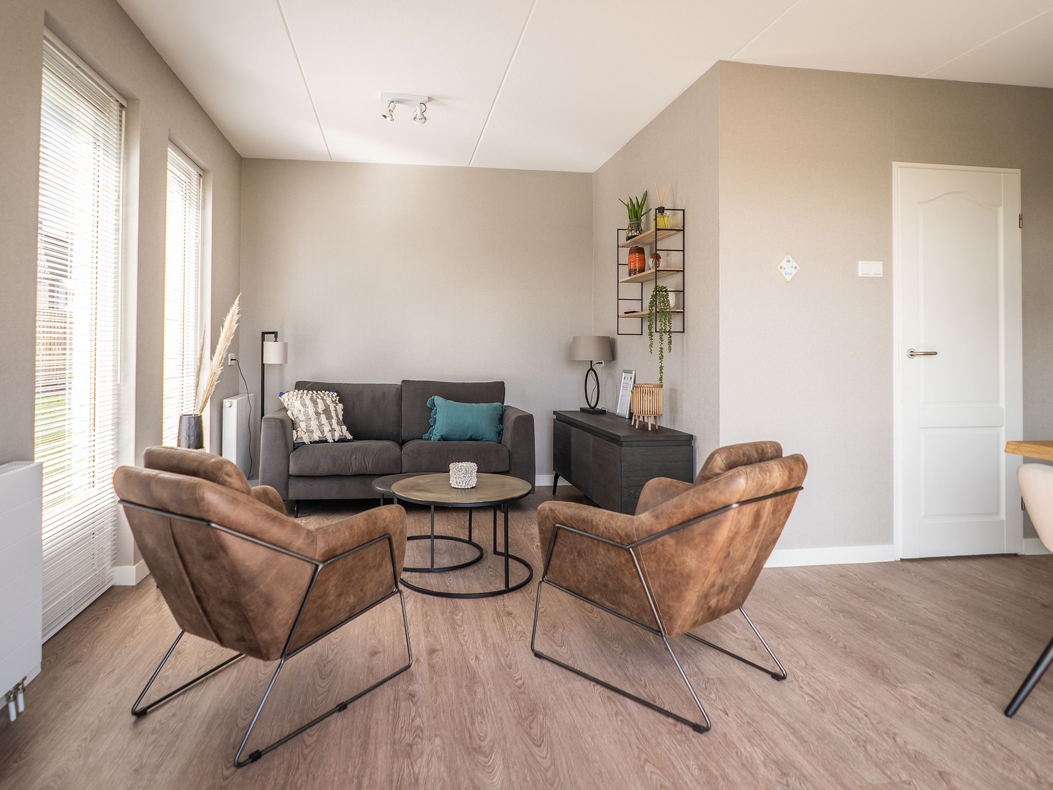 De woonkamer van Bungalow Roggesloot A-8a in De Cocksdorp Texel