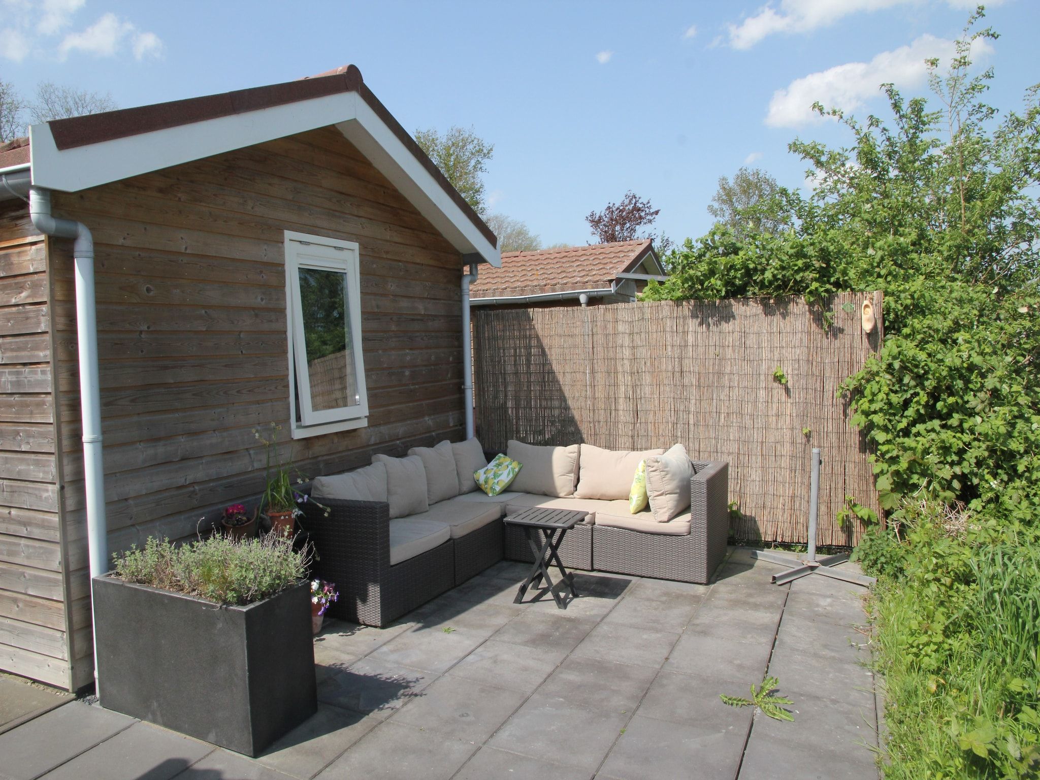 Het terras van Landelijk bij Zee in Warmenhuizen