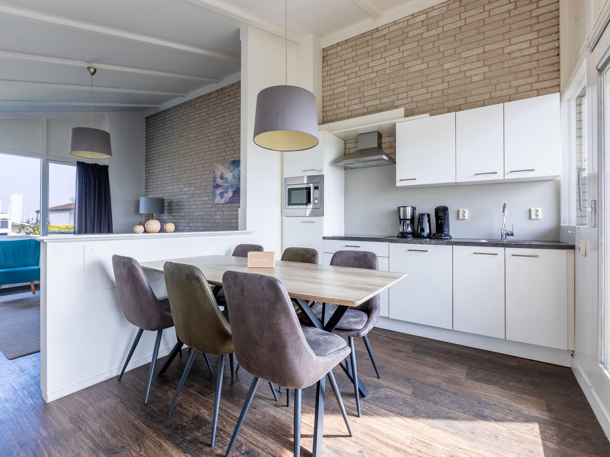 De keuken van Roompot Beach Resort 21 in Kamperland