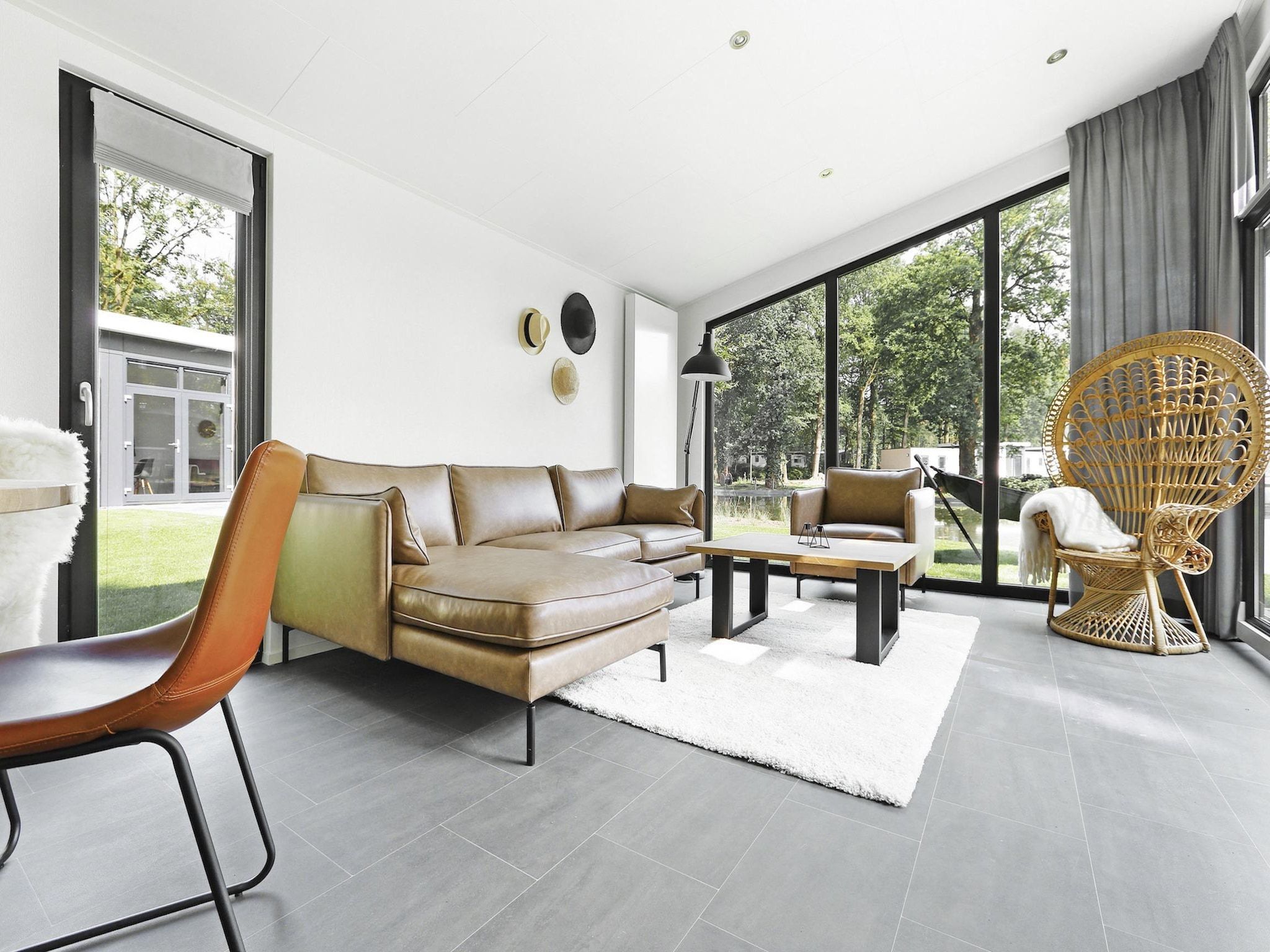 De woonkamer van Bospark Markelo 3 in Markelo