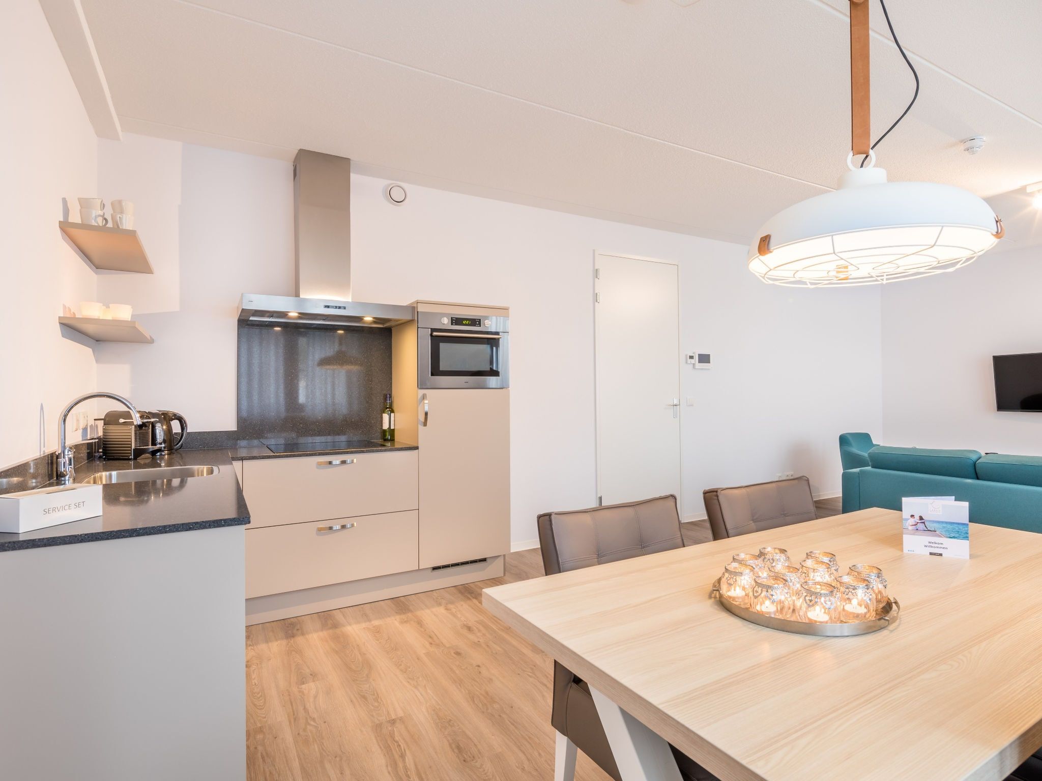 De keuken van Noordzee Résidence Dishoek 12 in Koudekerke