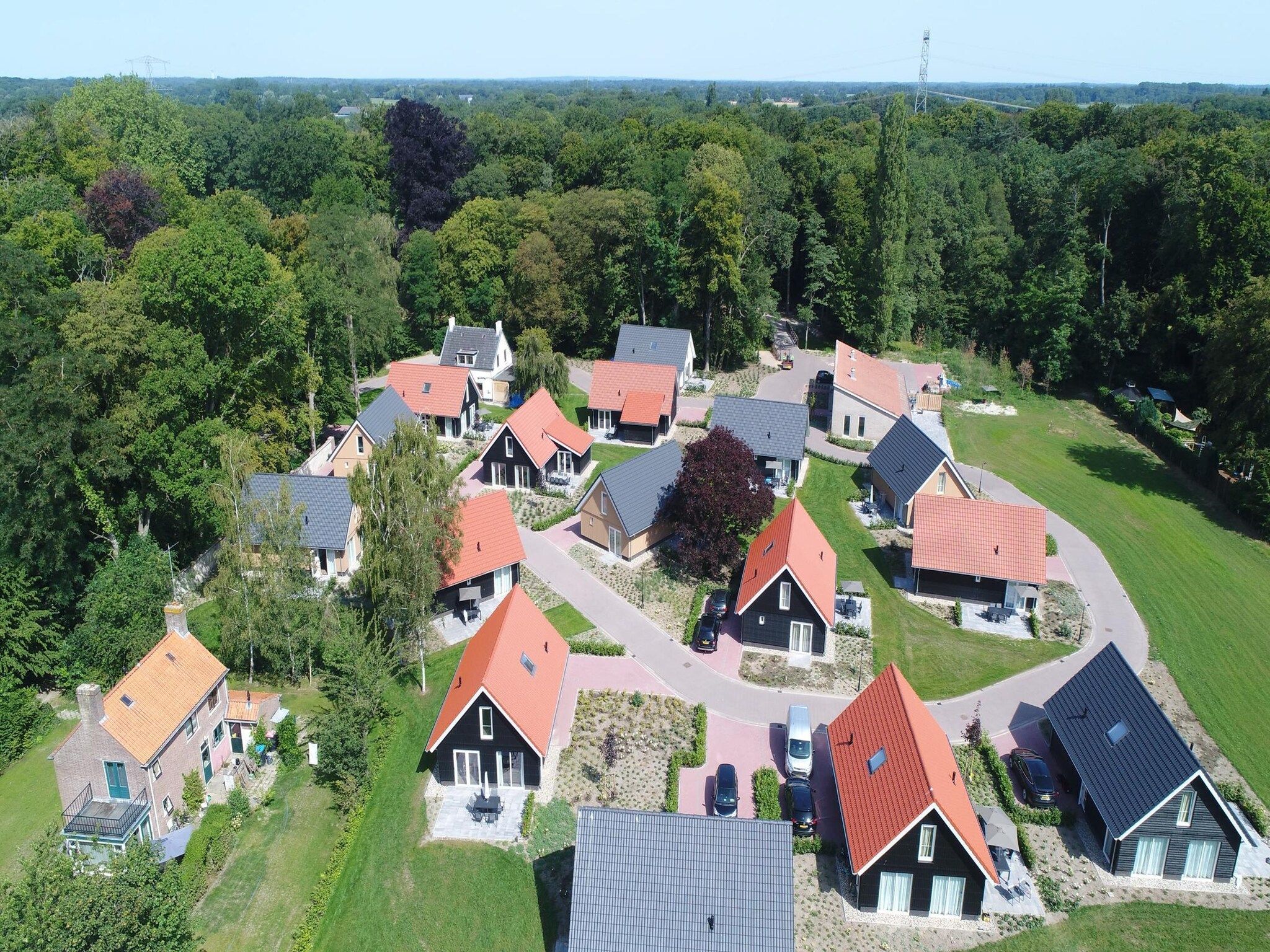 De buitenkant van Villapark Ehzerburg 2 in Almen