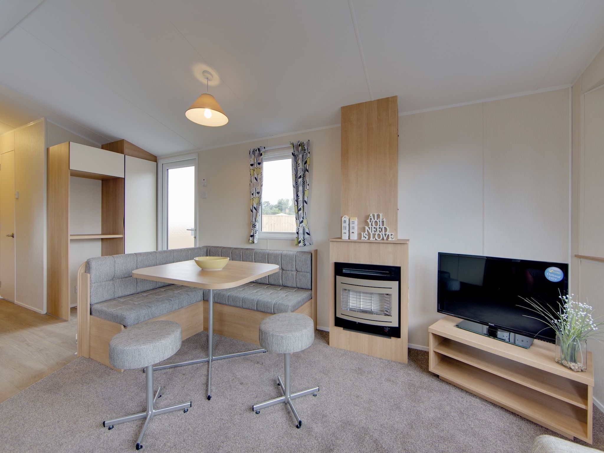 De woonkamer van Vakantiepark Hunzedal 10 in Borger