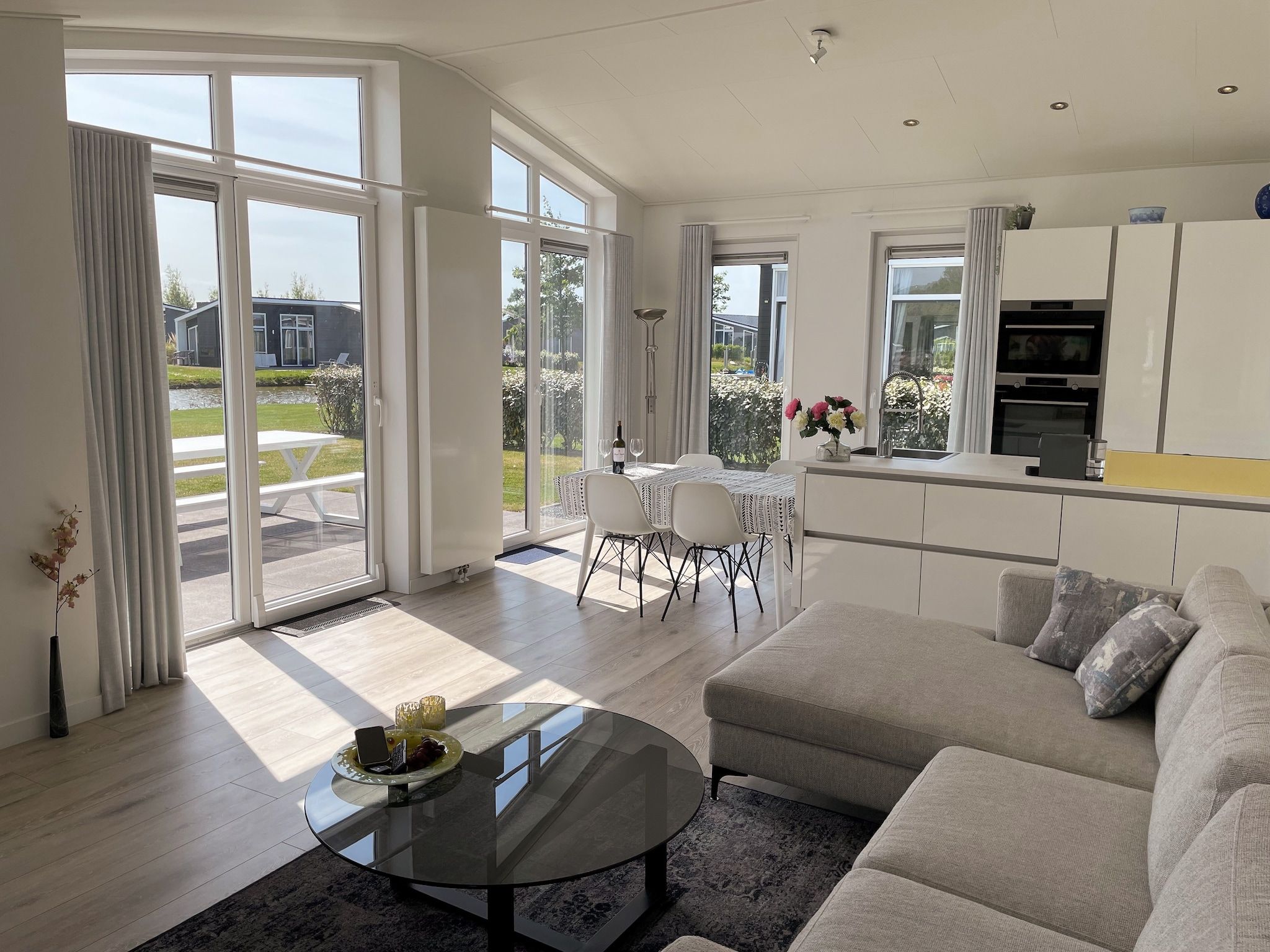 De keuken van Water Resort Oosterschelde 46 in Wemeldinge