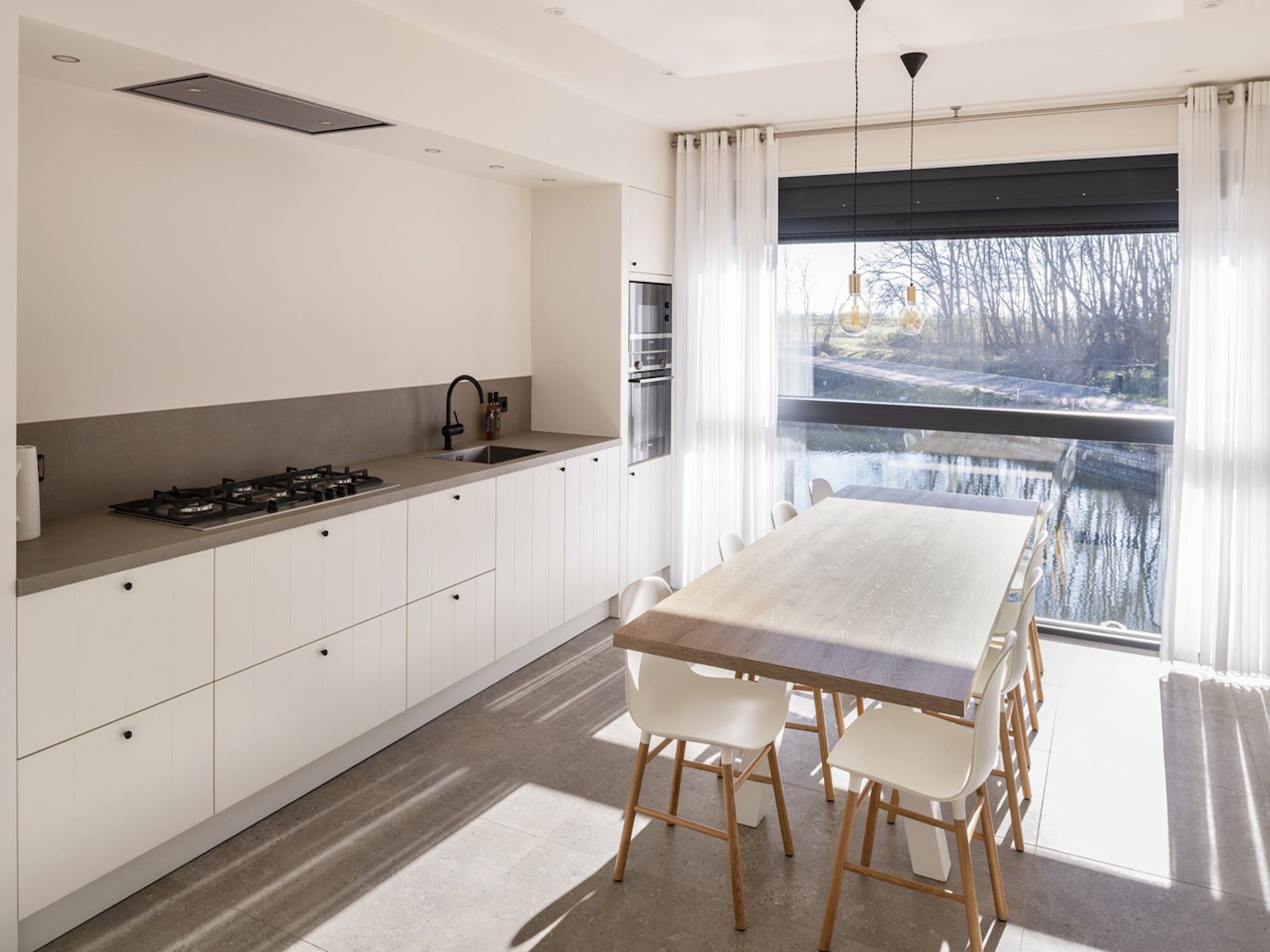 De keuken van Harbour Village 2 in Arnemuiden