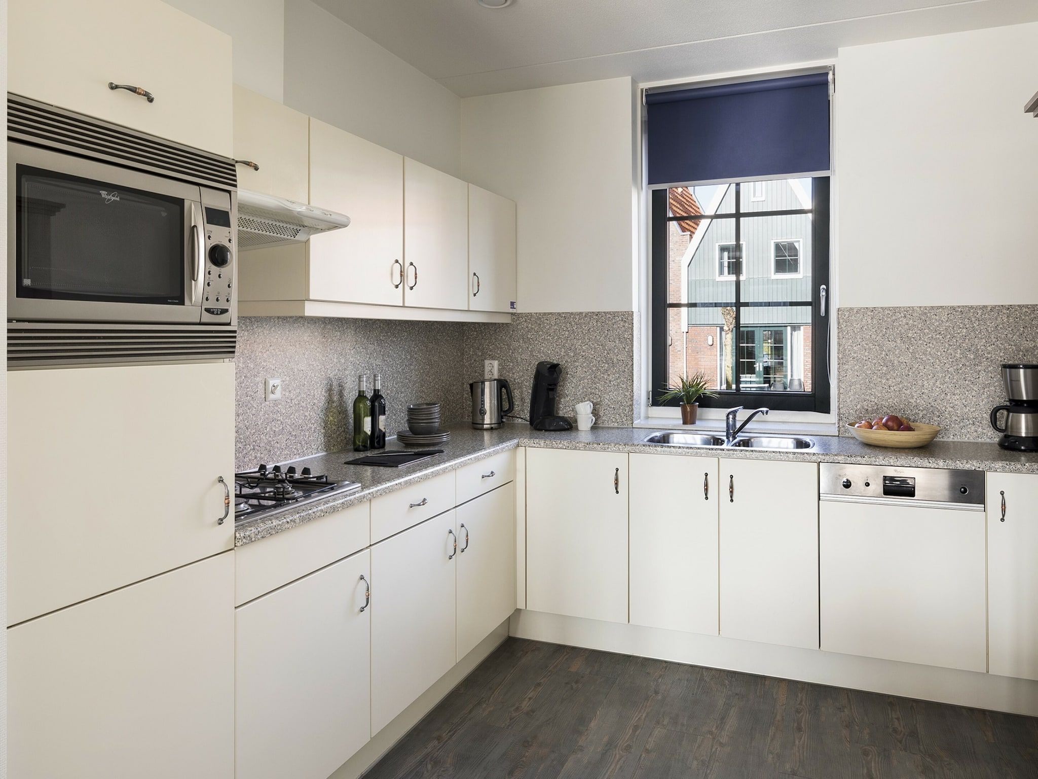 De keuken van Marinapark Volendam 10 in Volendam