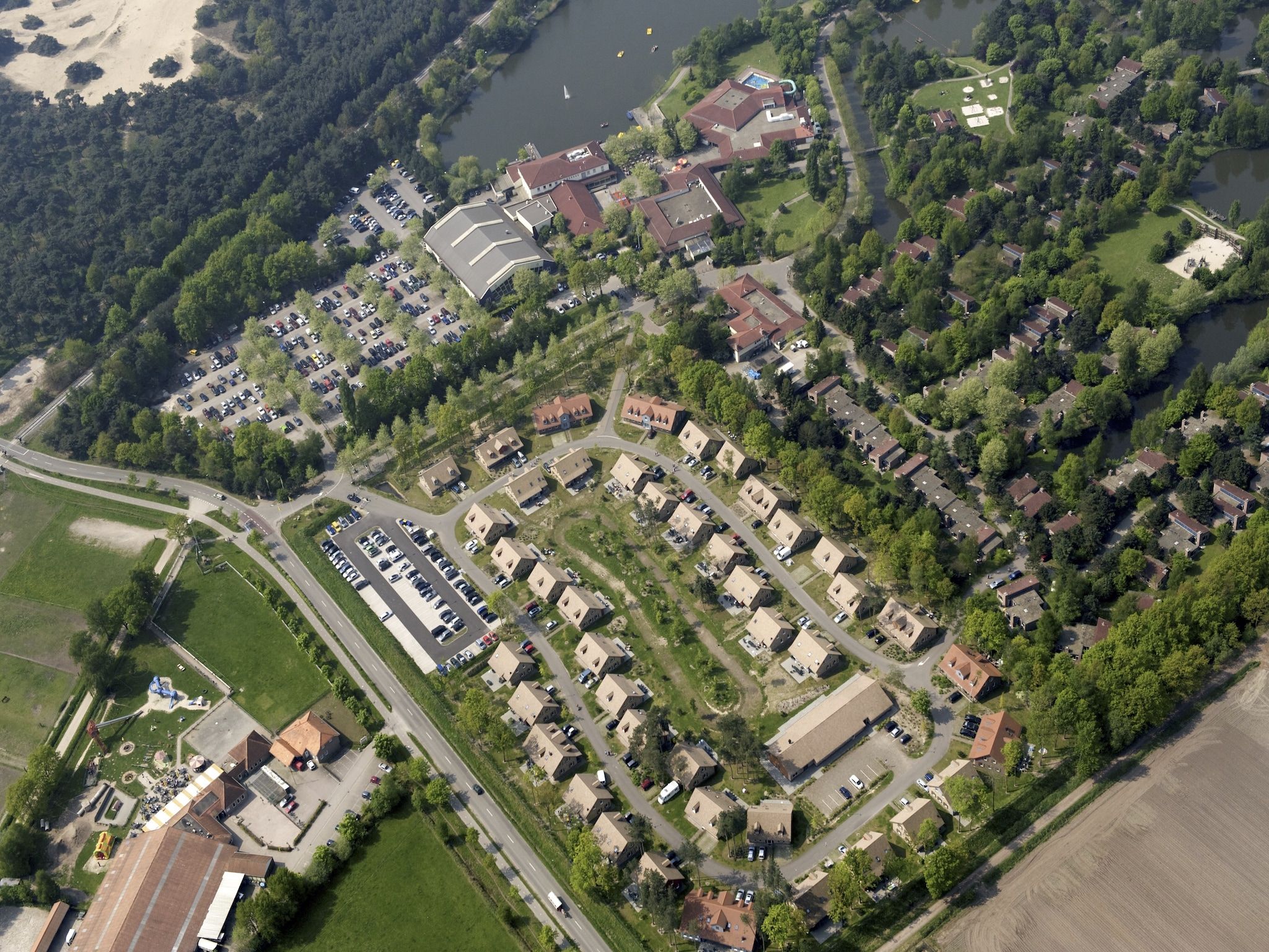 De buitenkant van Vakantiepark Weerterbergen 9 in Weert