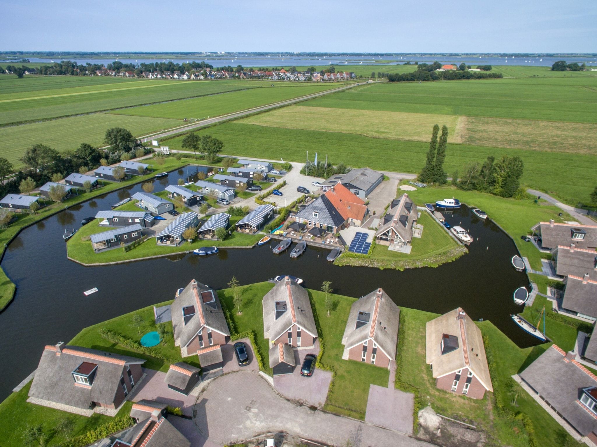 De buitenkant van Waterpark Terkaple 3 in Terkaple