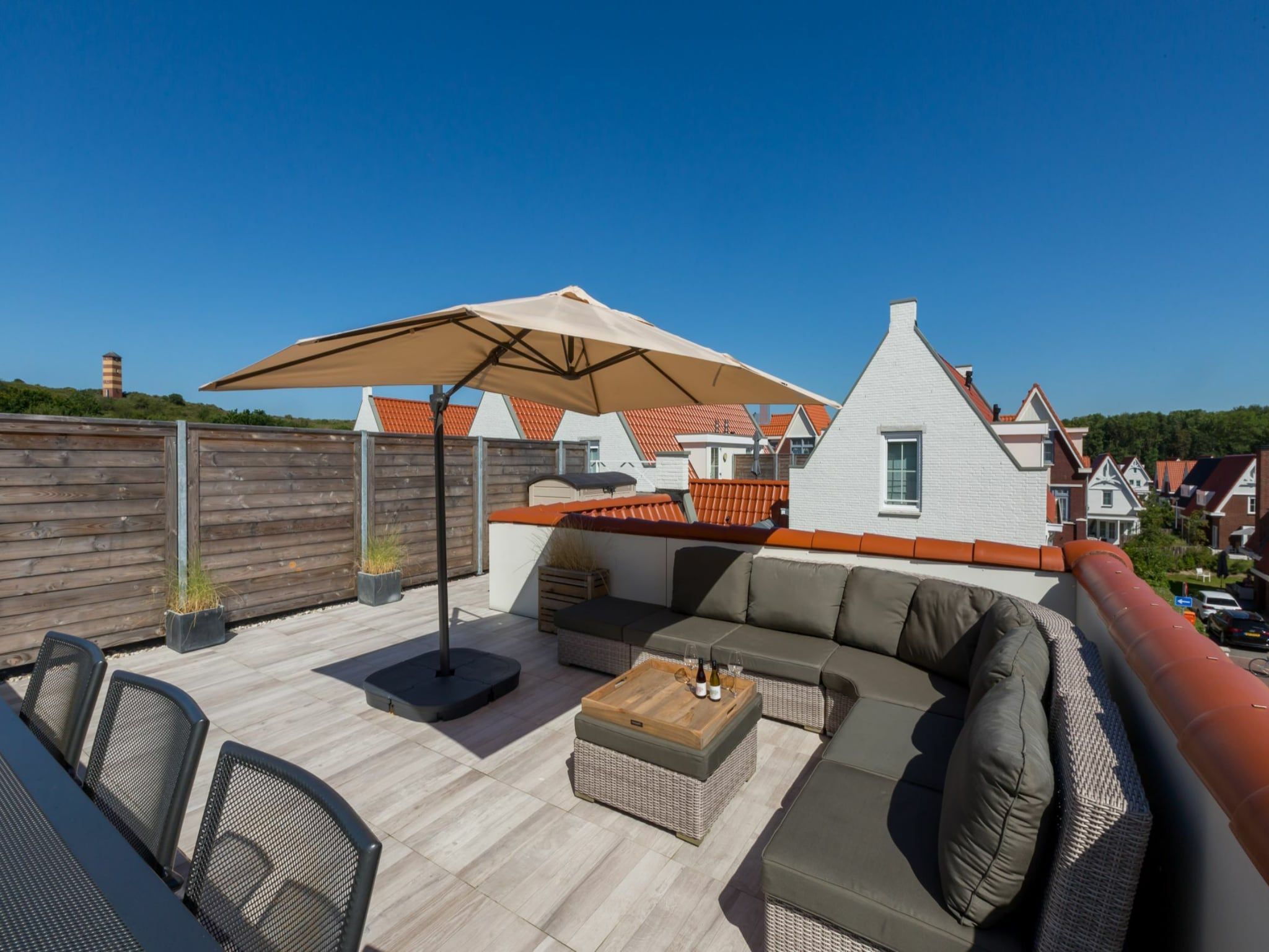Het terras van Appartement Duinhof Dishoek 13K - 6 personen de luxe in Koudekerke